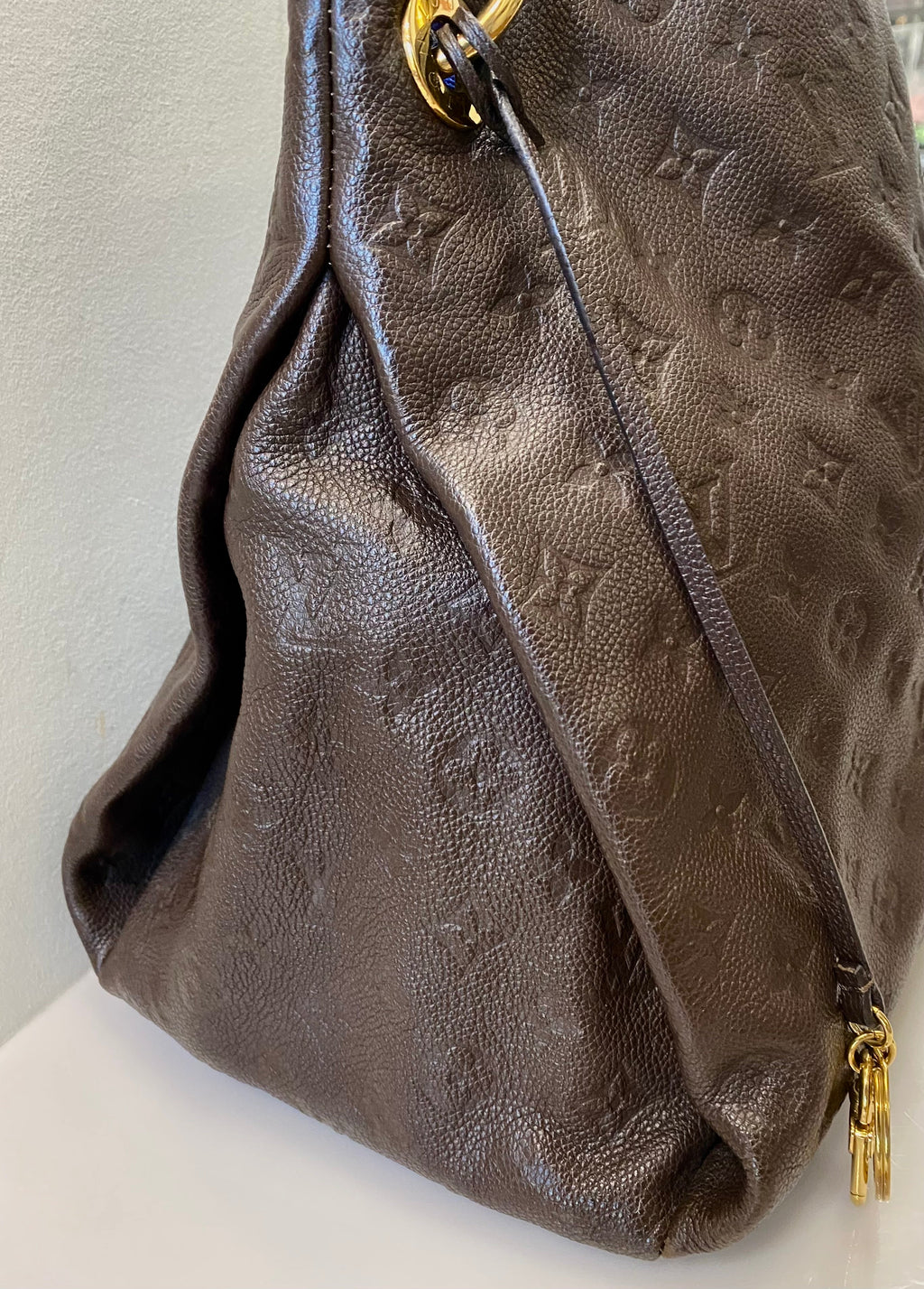 LOUIS VUITTON MONOGRAM EMPREINTE LEATHER ARTSY MM HOBO BAG