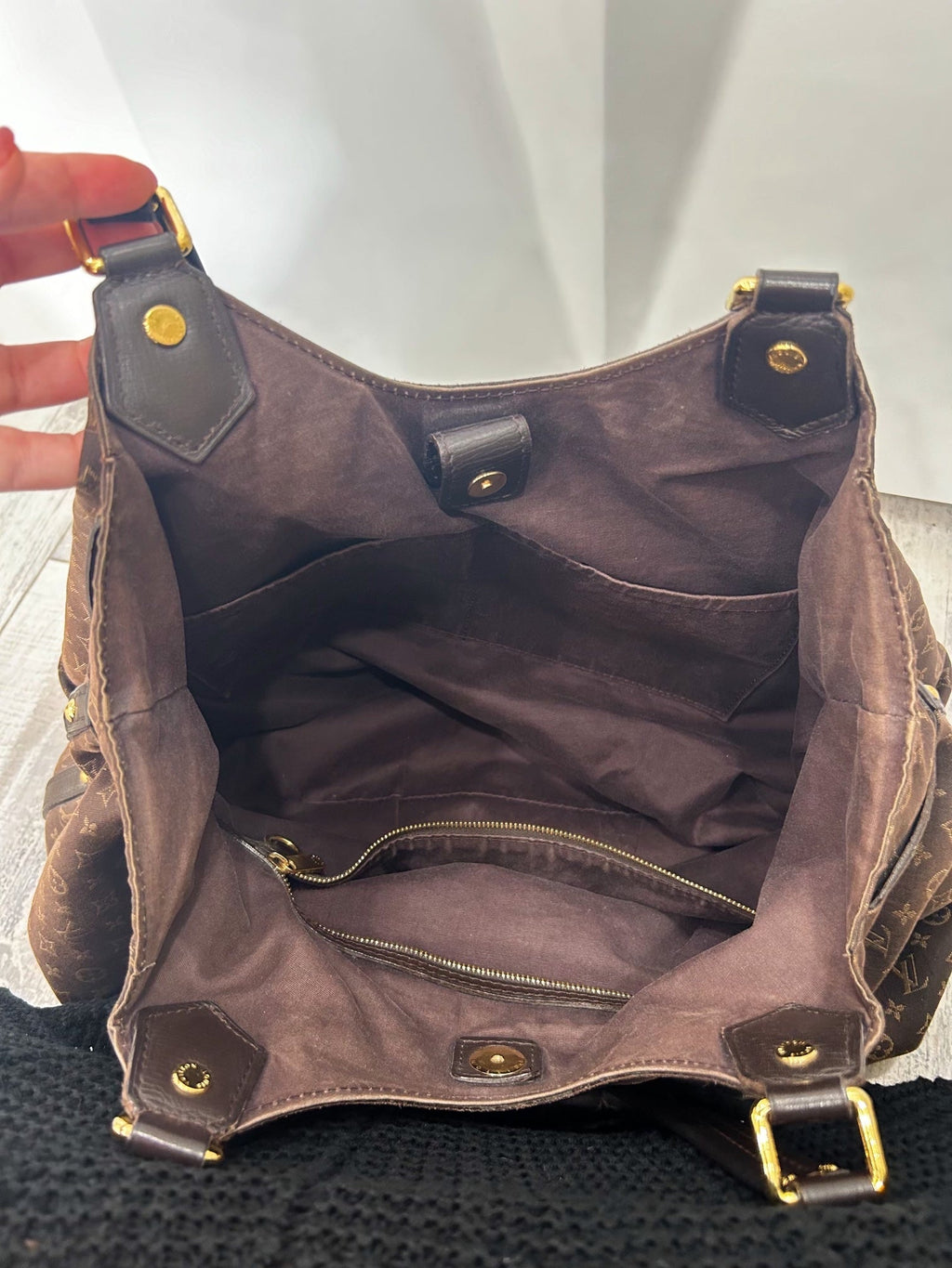 LOUIS VUITTON MONOGRAM IDYLLE FANTAISIE HOBO BAG