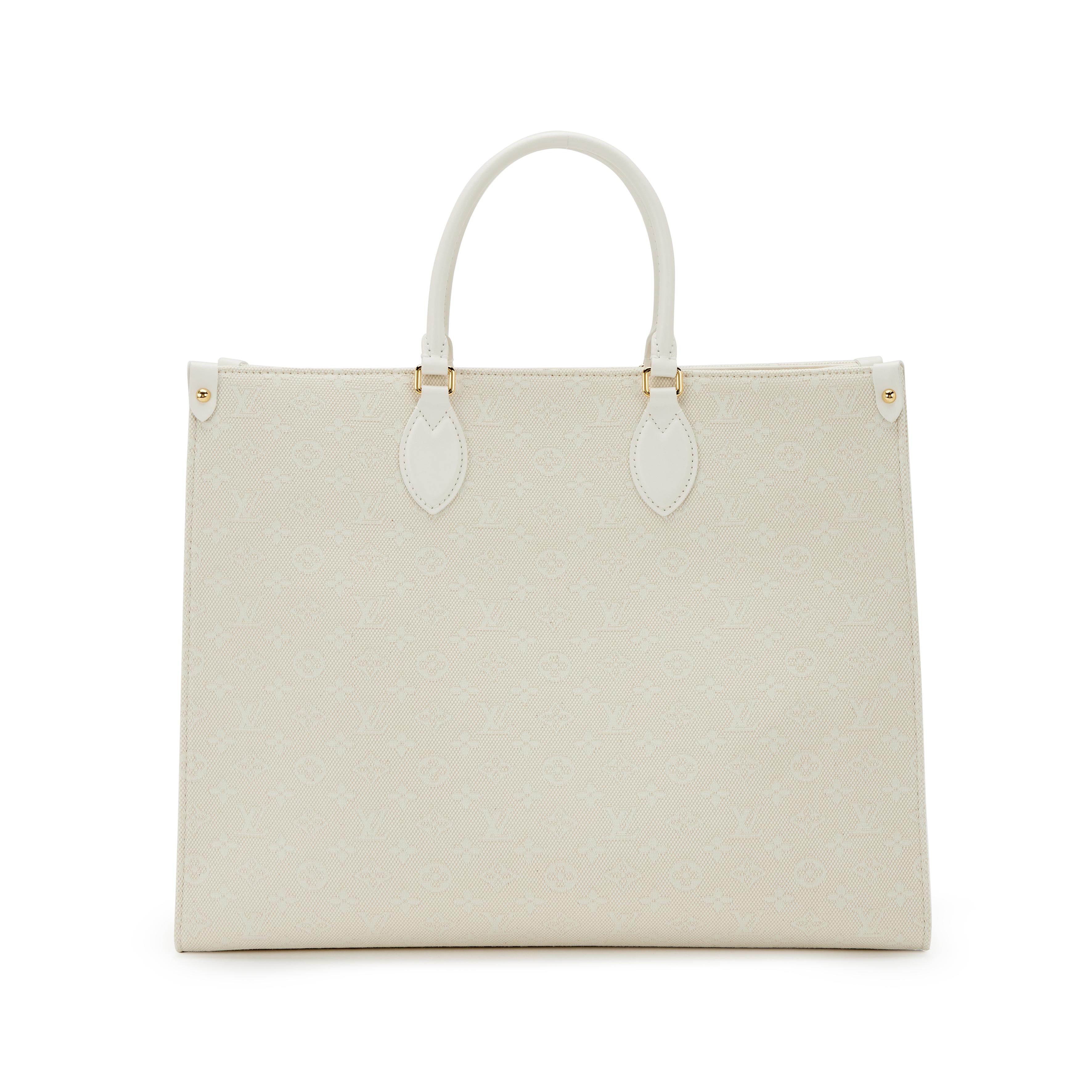 LOUIS VUITTON MONOGRAM JACQUARD HAWAII ON THE GO GM