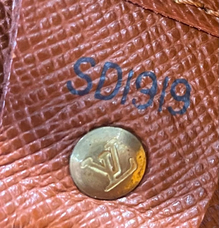 LOUIS VUITTON MONOGRAM MUSETTE GM CROSSBODY BAG