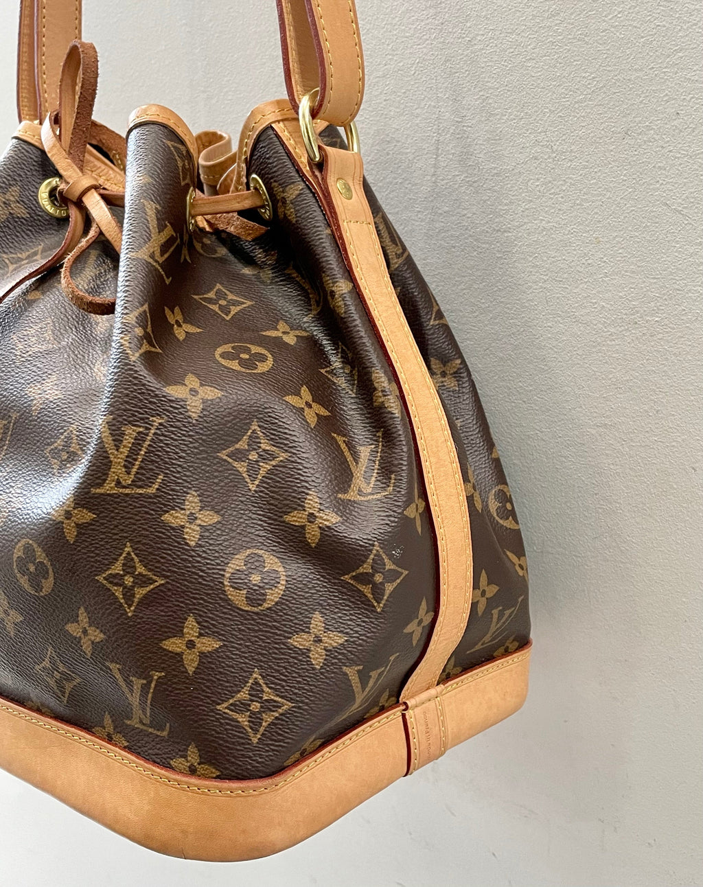 LOUIS VUITTON MONOGRAM NOÉ BB SHOULDER BAG