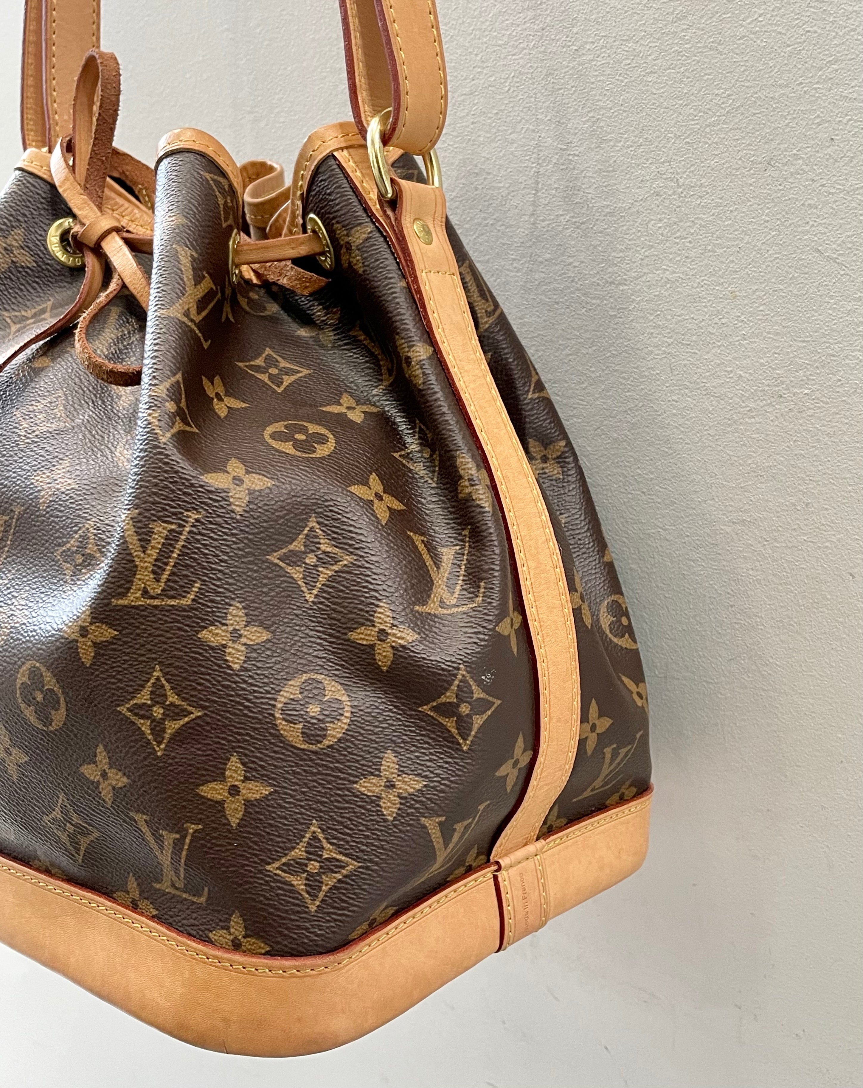 LOUIS VUITTON MONOGRAM NOÉ BB SHOULDER BAG