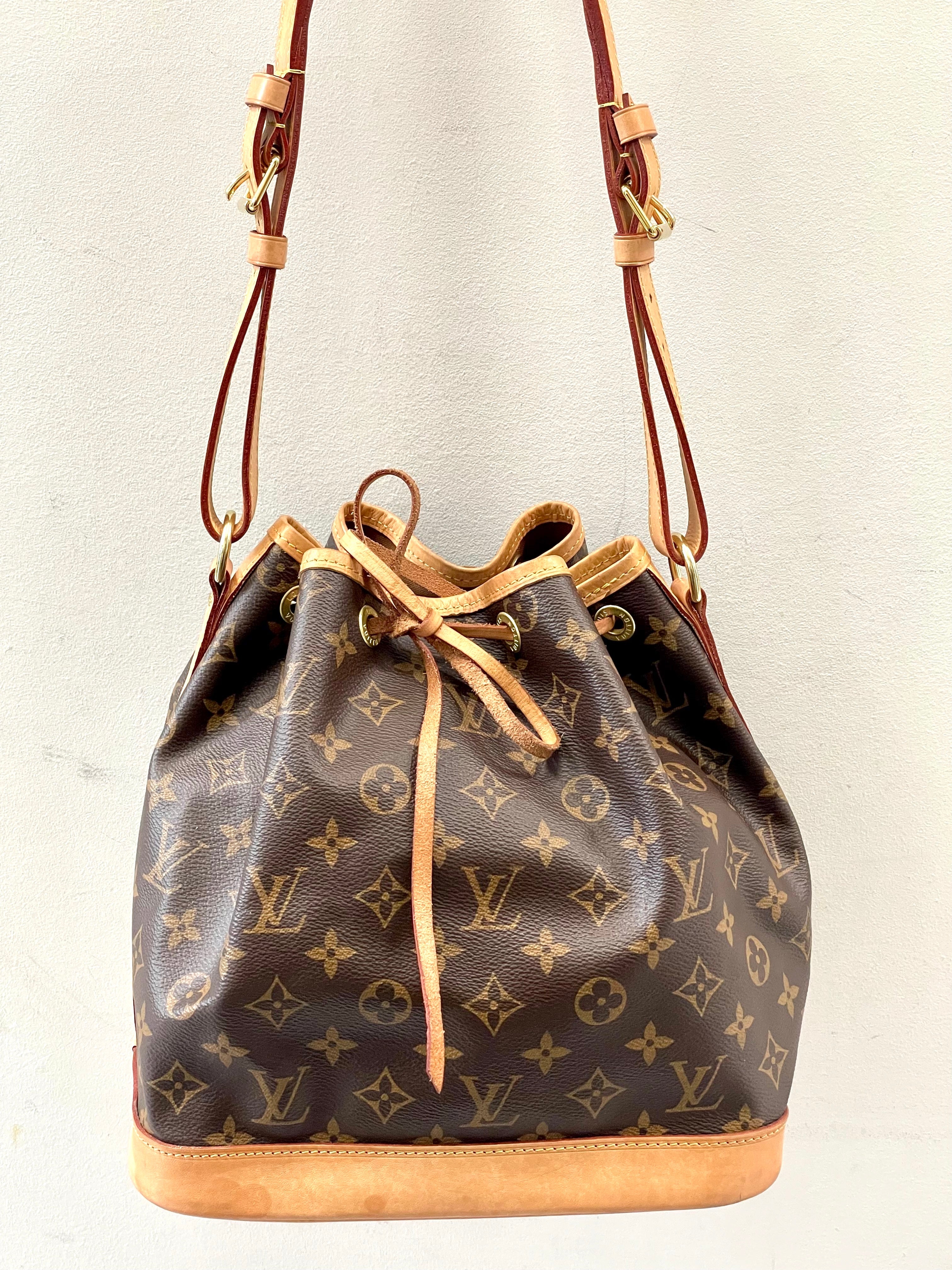 LOUIS VUITTON MONOGRAM NOÉ BB SHOULDER BAG