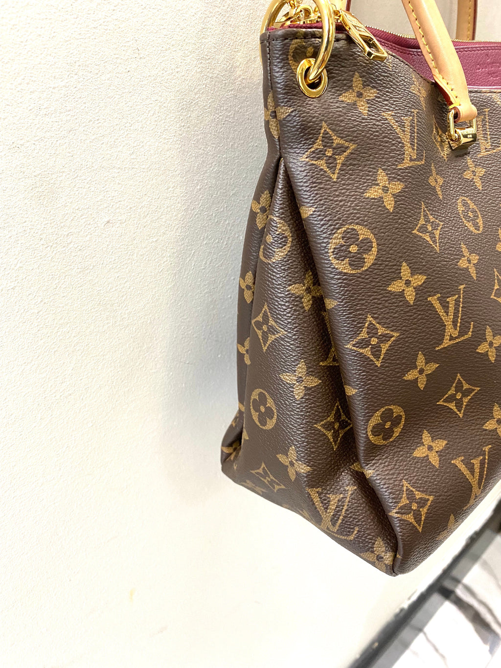 LOUIS VUITTON MONOGRAM PALLAS DAHLIA SHOULDER BAG