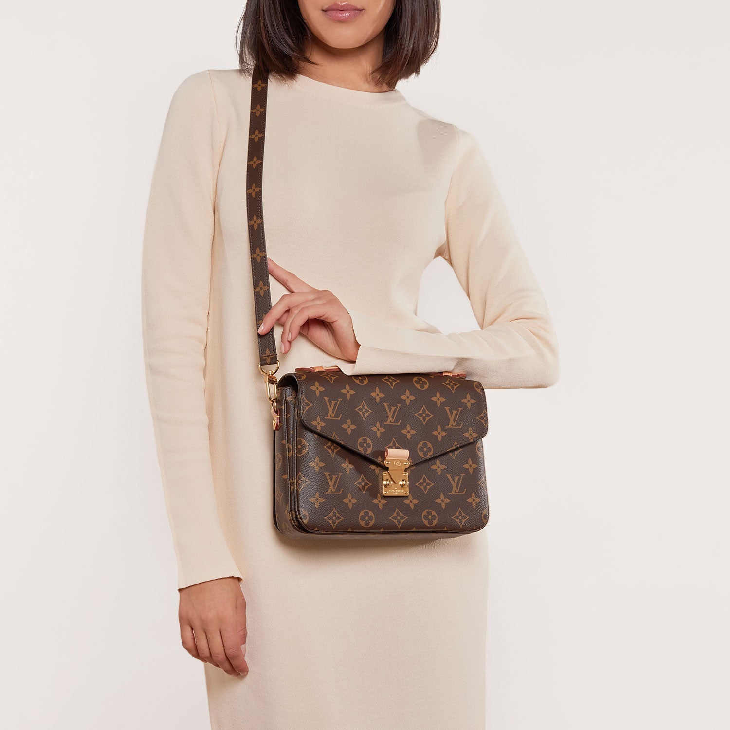 LOUIS VUITTON MONOGRAM POCHETTE MÉTIS SHOULDER BAG