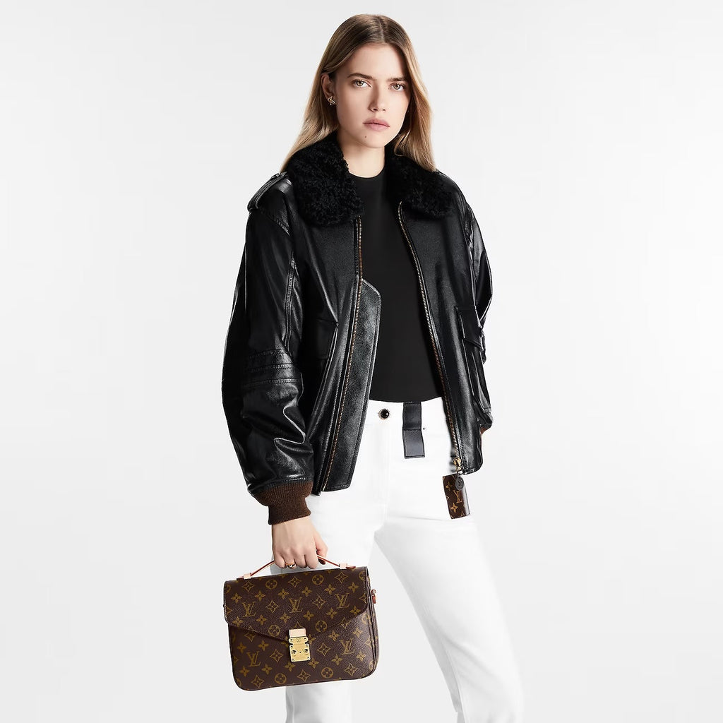 LOUIS VUITTON MONOGRAM POCHETTE MÉTIS SHOULDER BAG