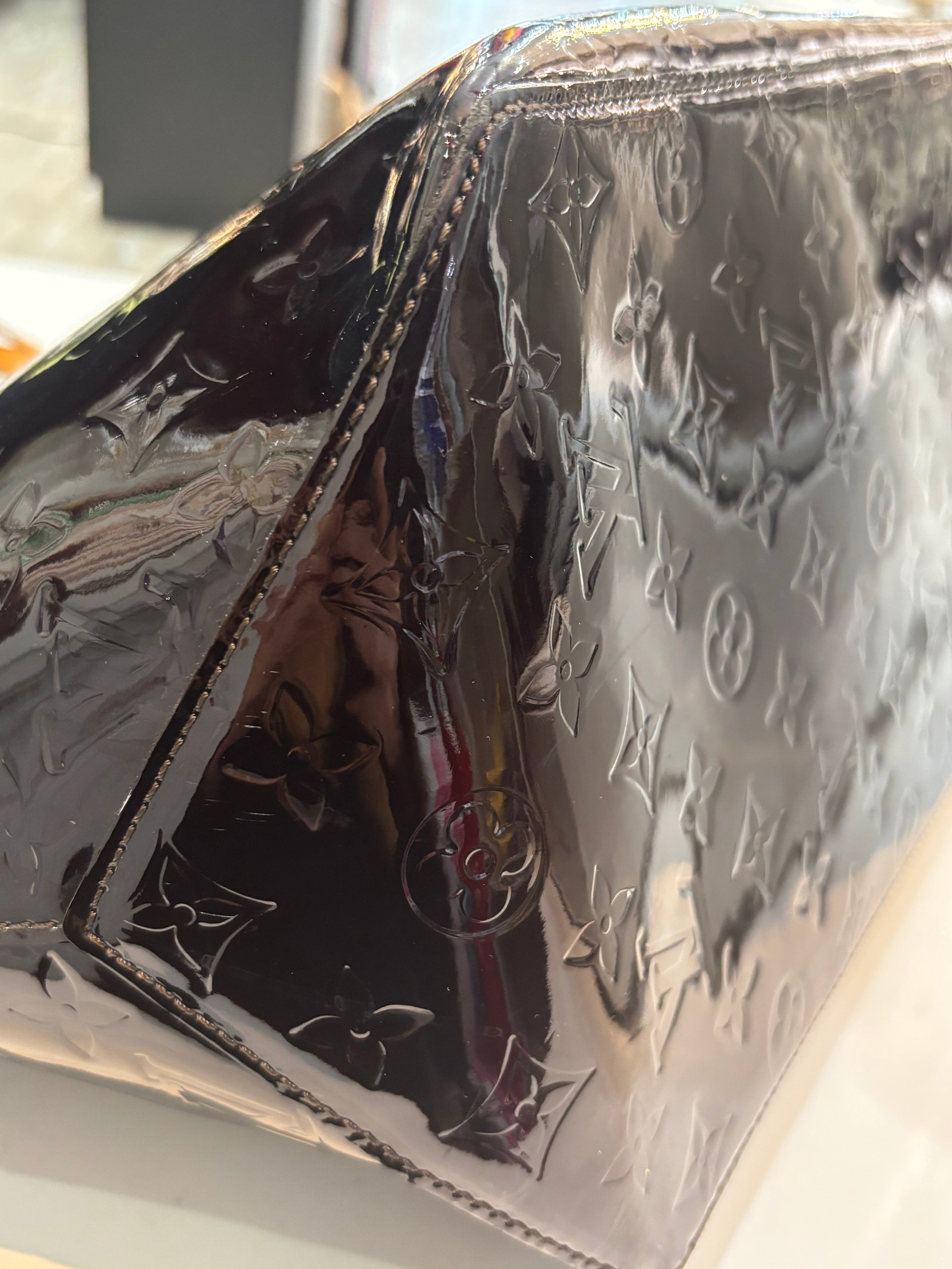 LOUIS VUITTON MONOGRAM VERNIS BELLEVUE GM TOTE BAG