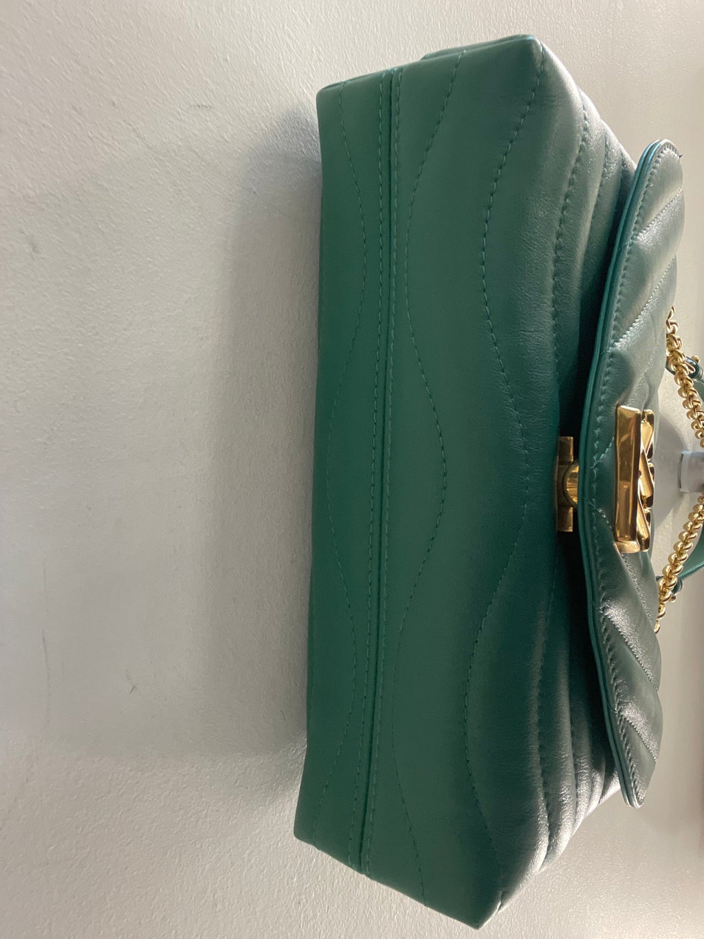LOUIS VUITTON NEW WAVE CHAIN BAG MM IN EMERALD GREEN