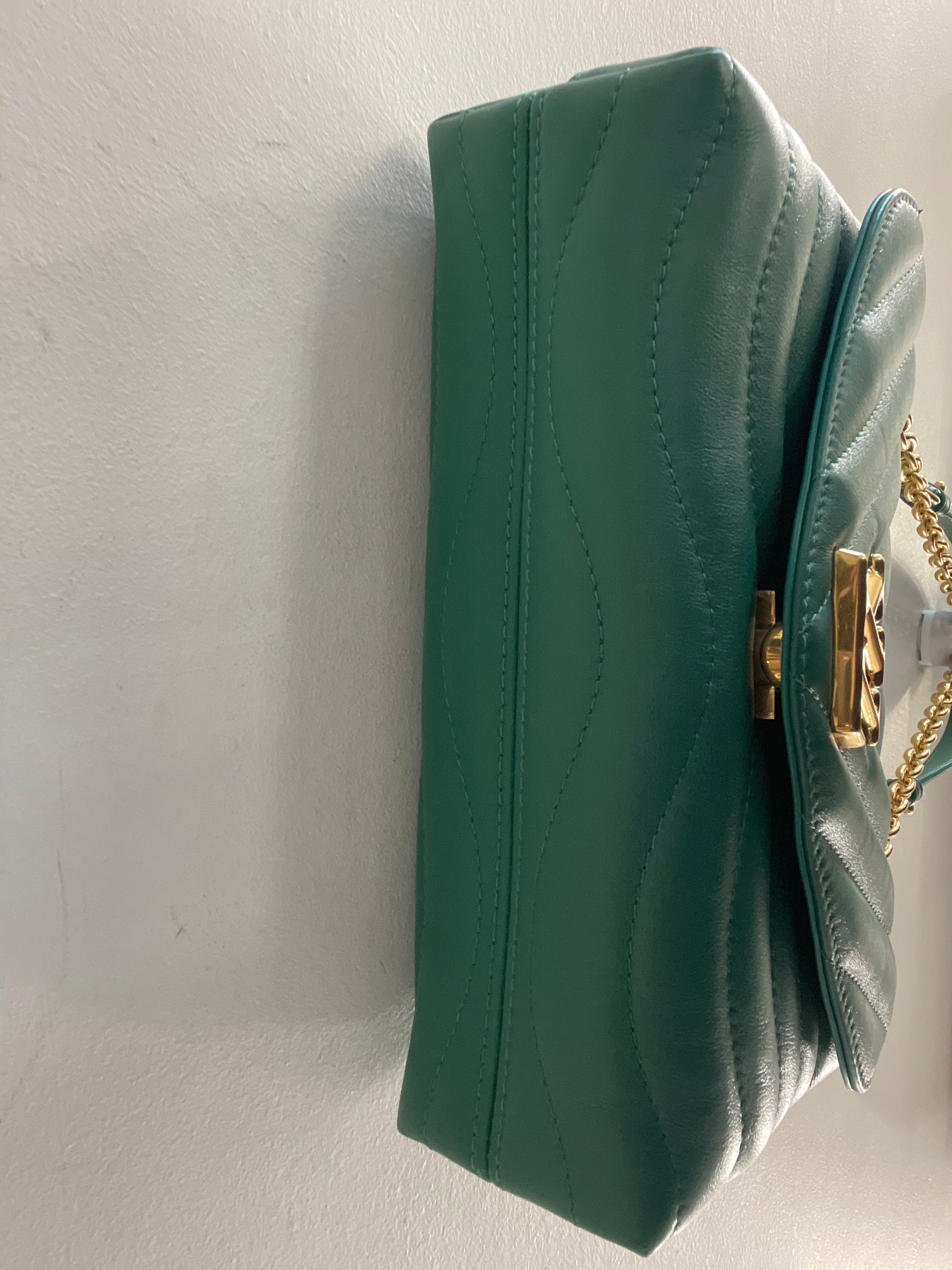 LOUIS VUITTON NEW WAVE CHAIN BAG MM IN EMERALD GREEN