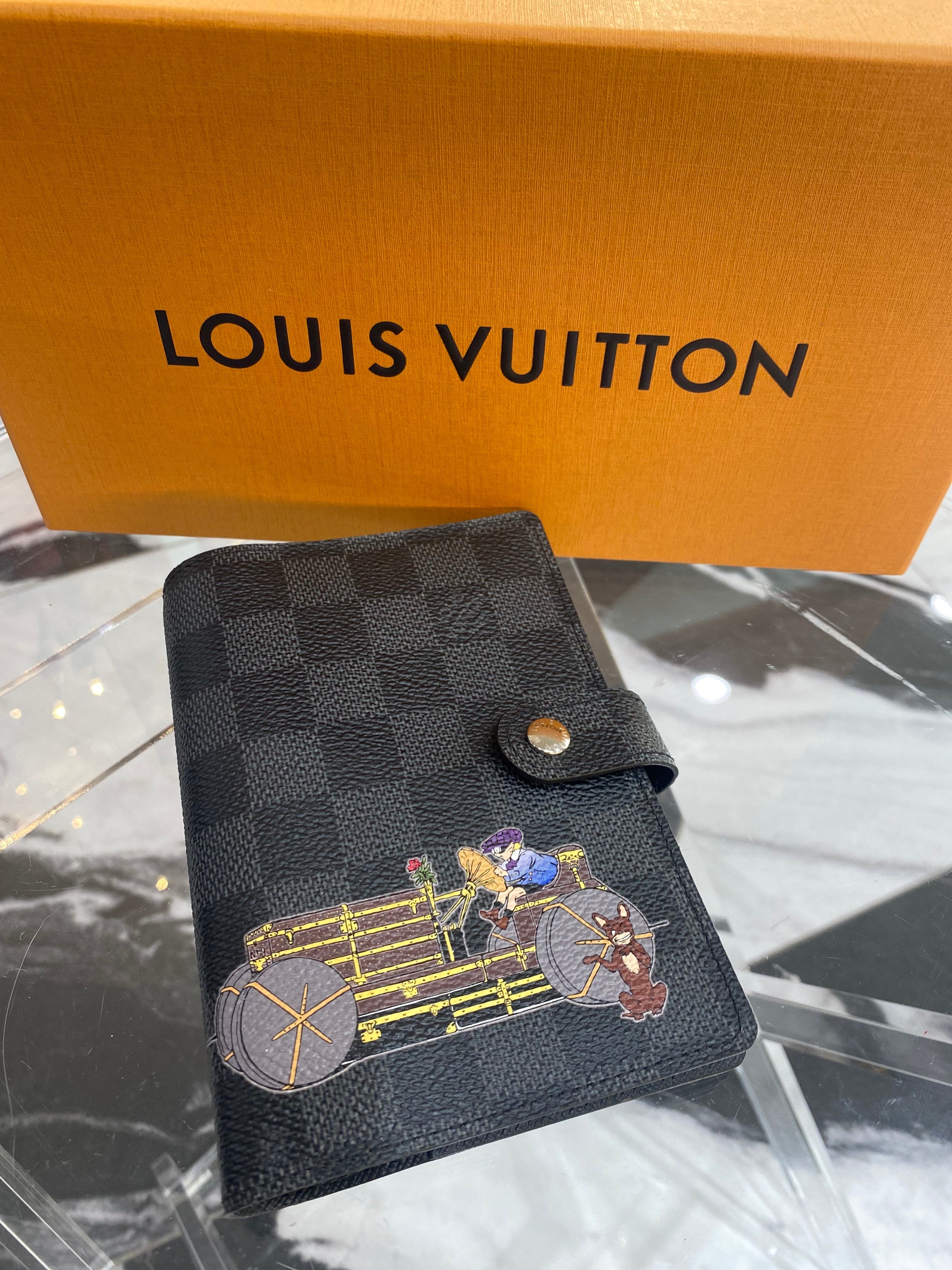 LOUIS VUITTON DAMIER GRAPHITE LIMITED EDITION RING AGENDA COVER