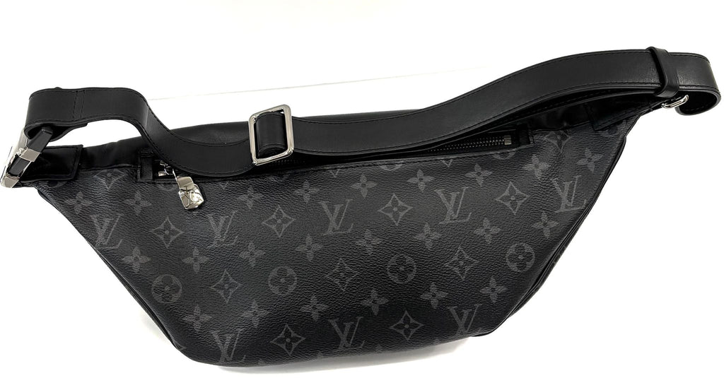 LOUIS VUITTON MONOGRAM ECLIPSE DISCOVERY BUMBAG PM