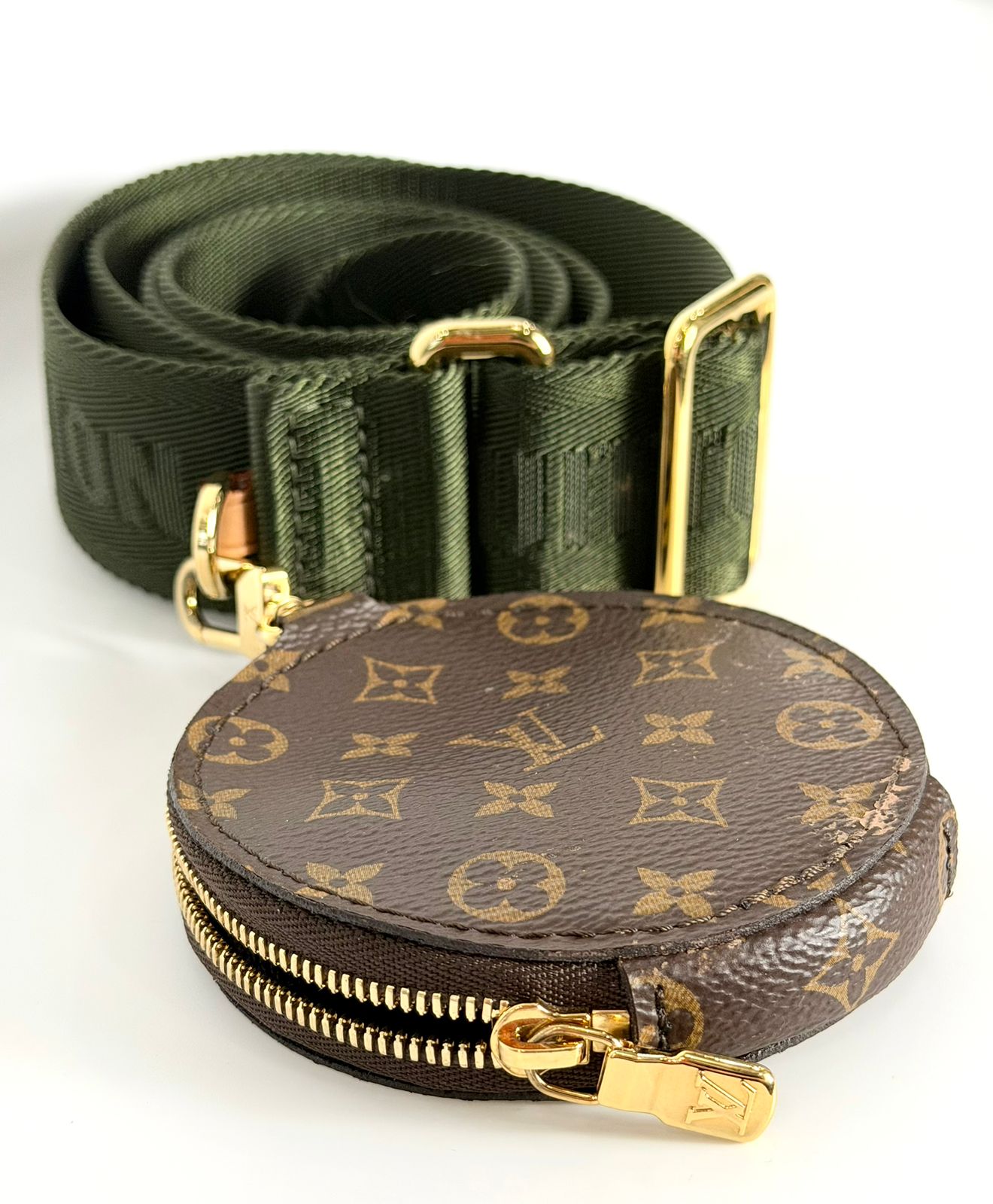LOUIS VUITTON BANDOULIÈRE MONOGRAM POCHETTE