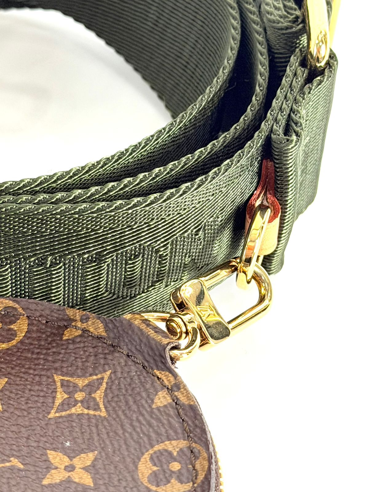 LOUIS VUITTON BANDOULIÈRE MONOGRAM POCHETTE