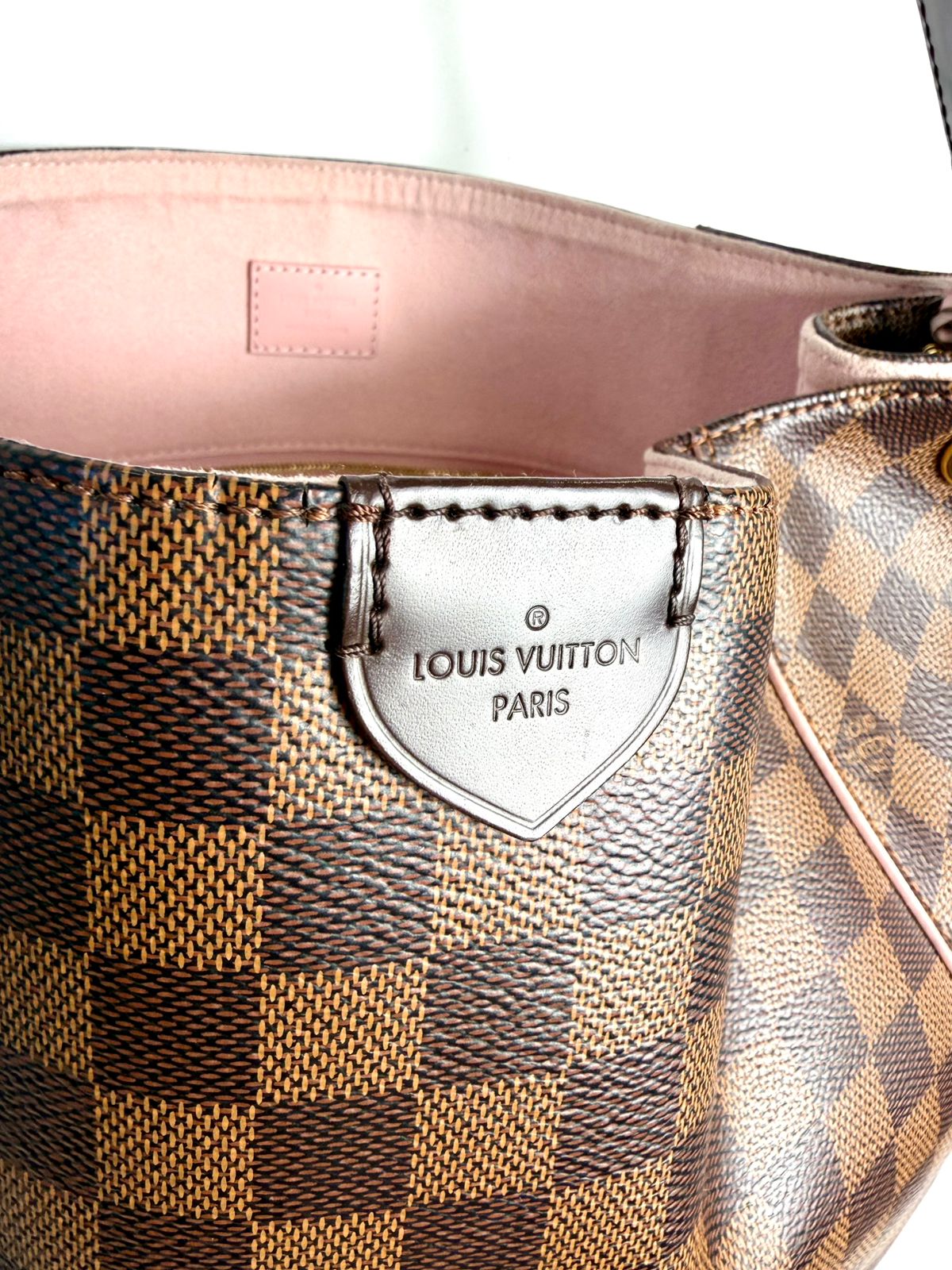 LOUIS VUITTON CAISSA DAMIER HOBO BAG ROSE BALLERINE