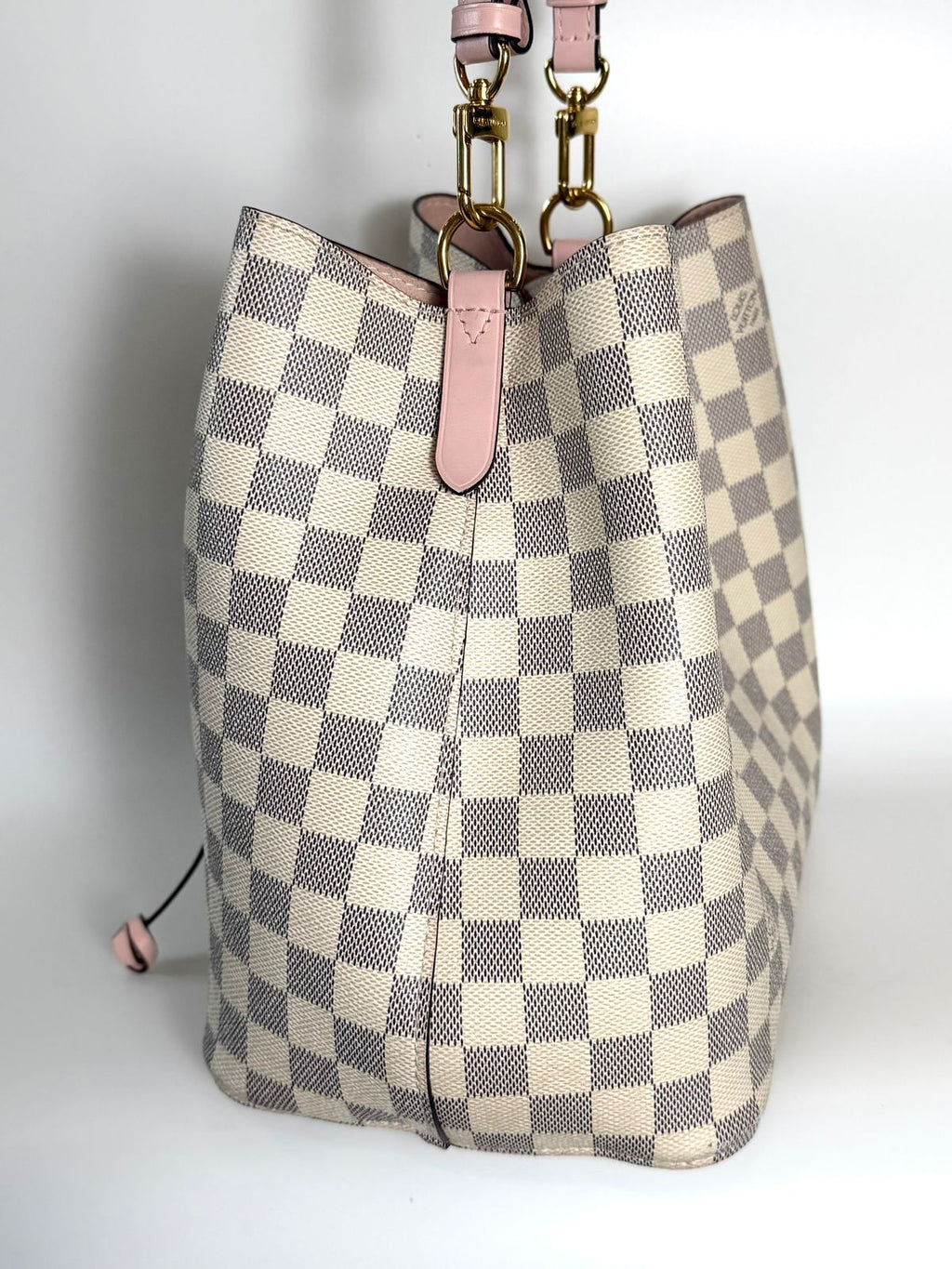 LOUIS VUITTON DAMIER AZUR NÉONOÉ EAU DE ROSE SHOULDER BAG
