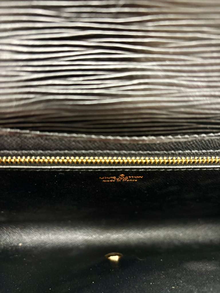 LOUIS VUITTON EPI LEATHER ART DECO CLUTCH BAG