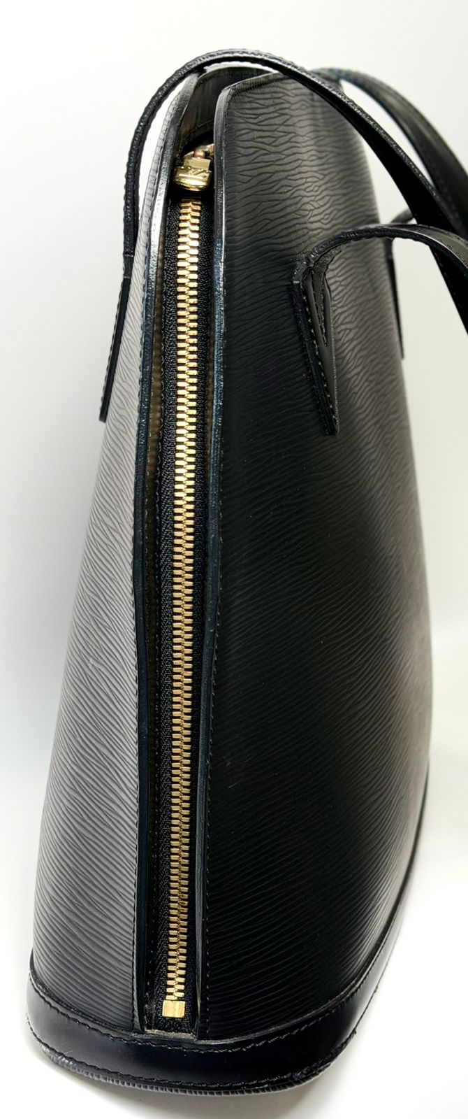 LOUIS VUITTON EPI LEATHER LUSSAC SHOULDER BAG