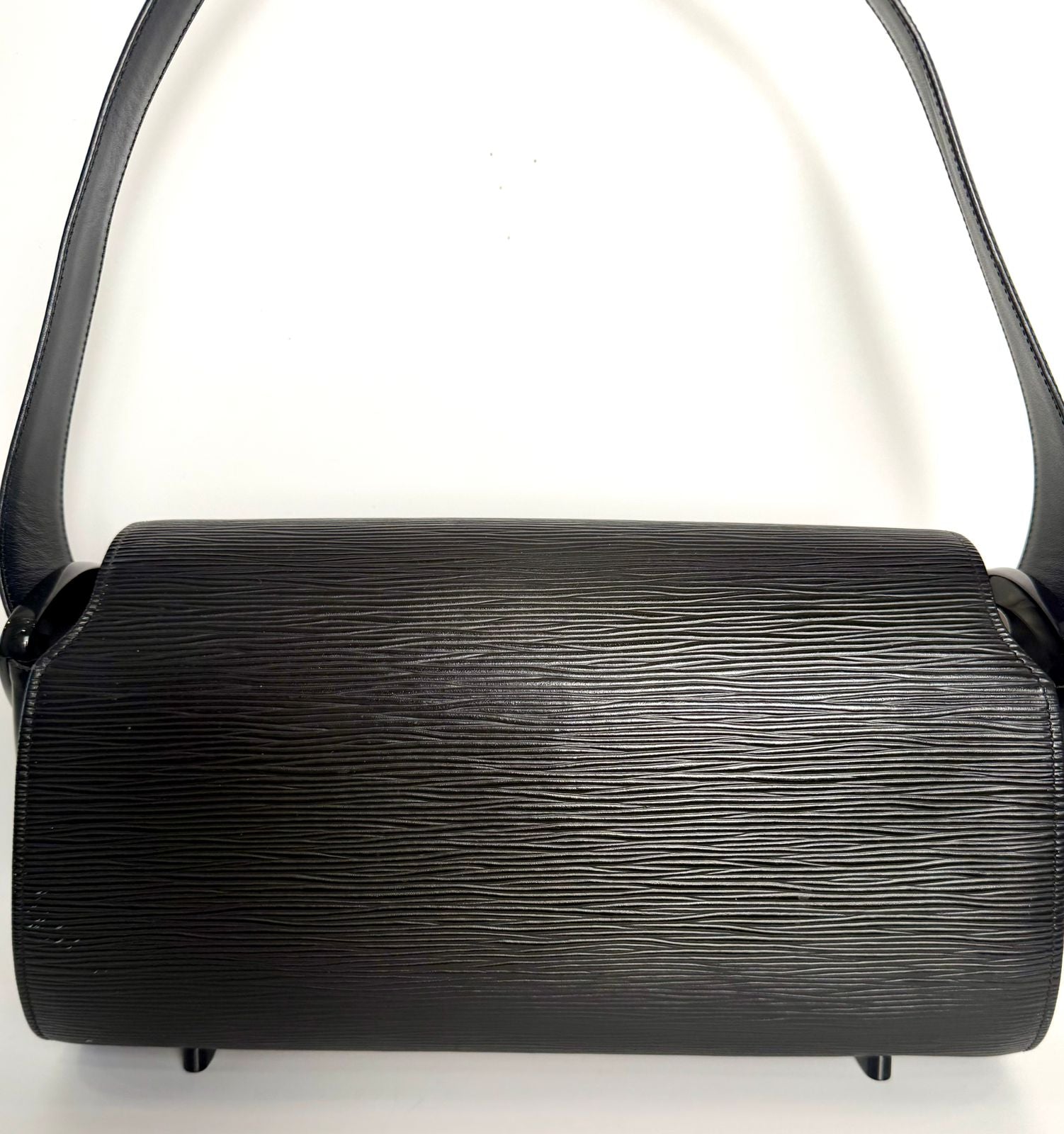 LOUIS VUITTON EPI LEATHER NOCTURNE GM SHOULDER BAG