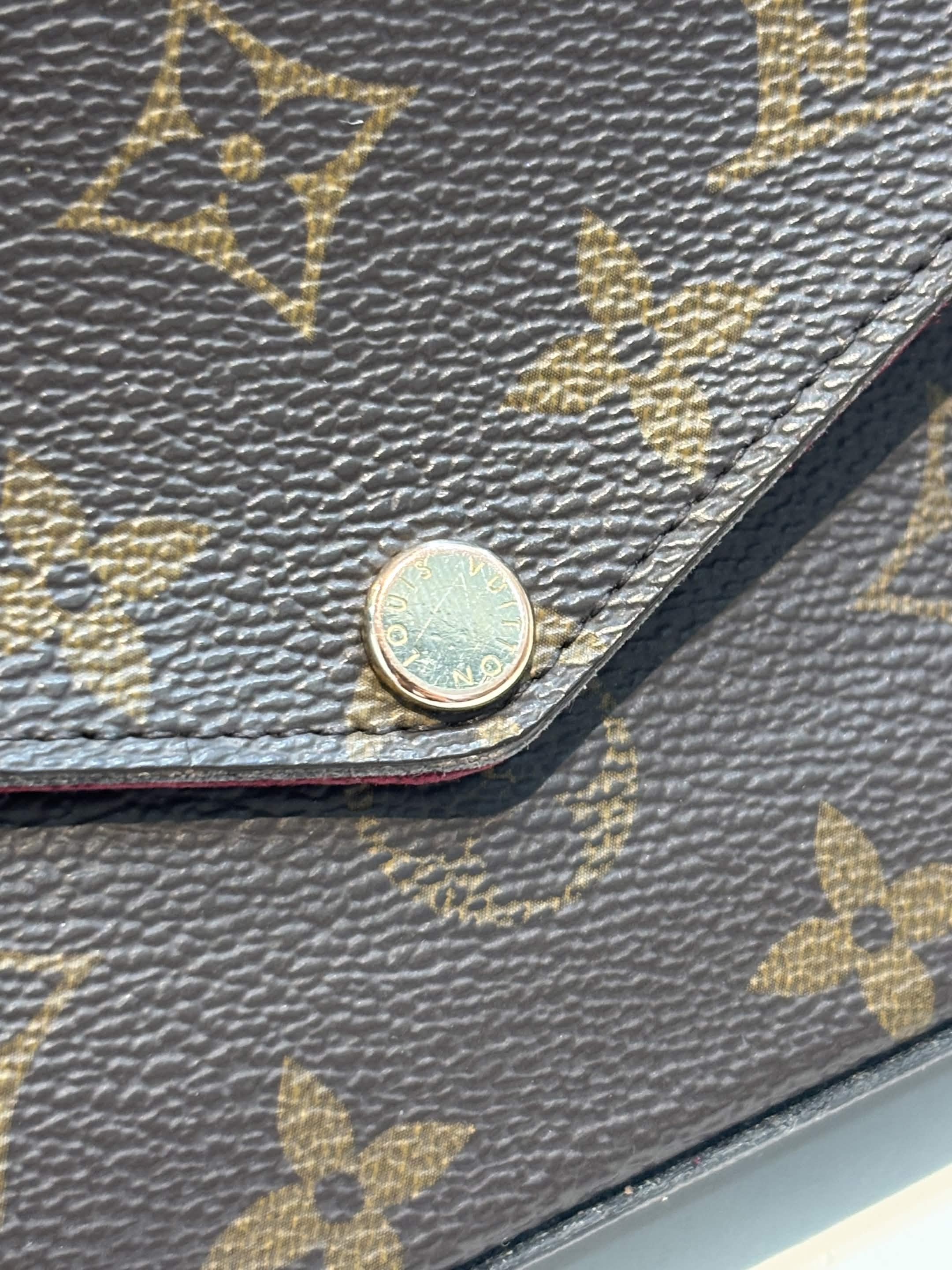 LOUIS VUITTON MONOGRAM POCHETTE FÉLICIE CHAIN BAG