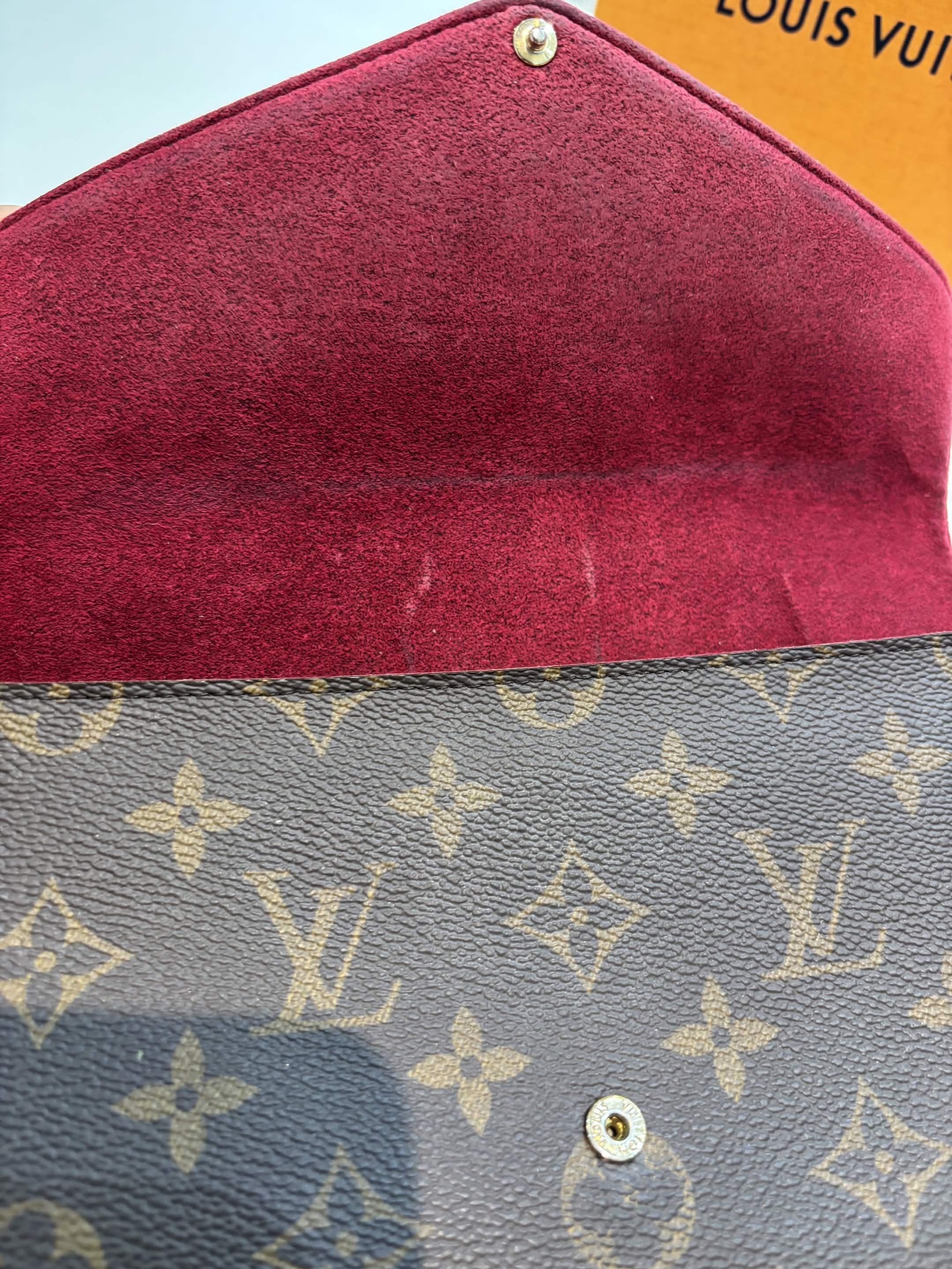 LOUIS VUITTON MONOGRAM POCHETTE FÉLICIE CHAIN BAG