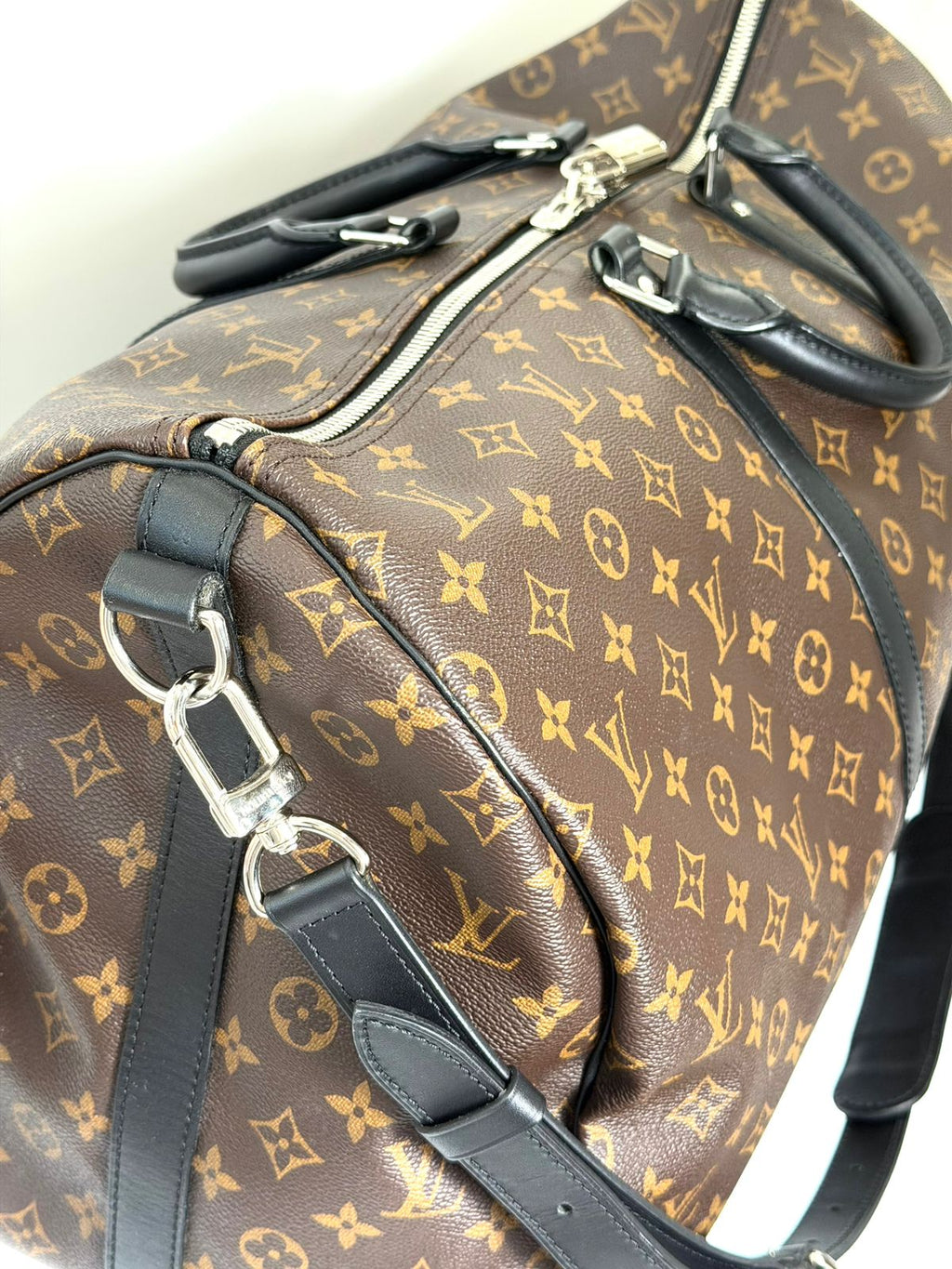 LOUIS VUITTON MONOGRAM MACASSAR KEEPALL BANDOULIÈRE 55 BAG
