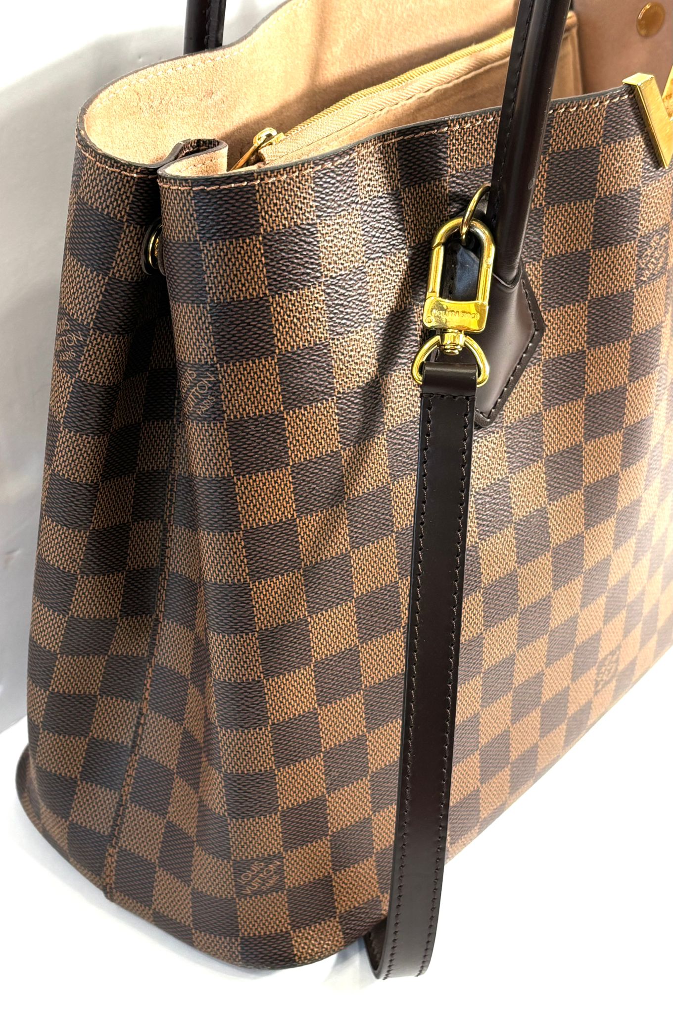 LOUIS VUITTON KENSINGTON-DAMIER EBENE CANVAS SATCHEL