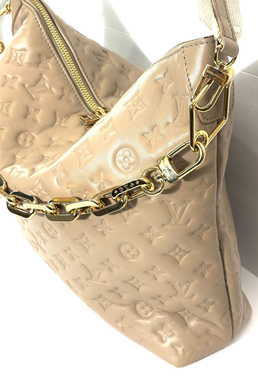 LOUIS VUITTON LV MONOGRAM COUSSIN MM HOBO BAG