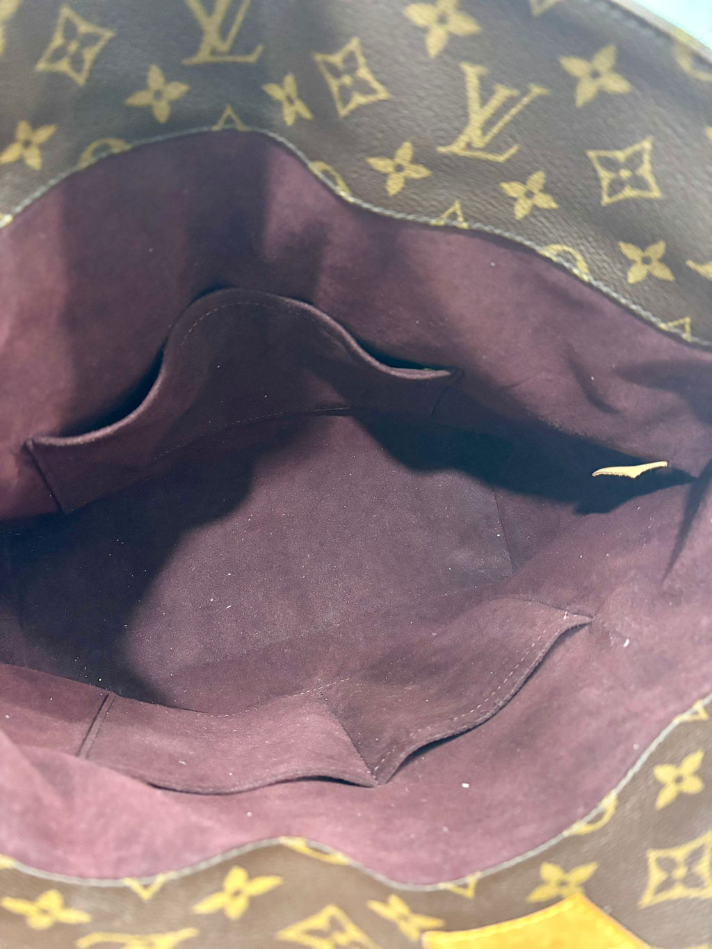 LOUIS VUITTON MONOGRAM MÉLIE HOBO BAG