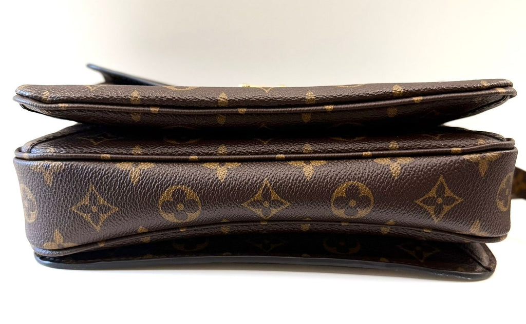 LOUIS VUITTON MONOGRAM POCHETTE MÉTIS CROSSBODY BAG