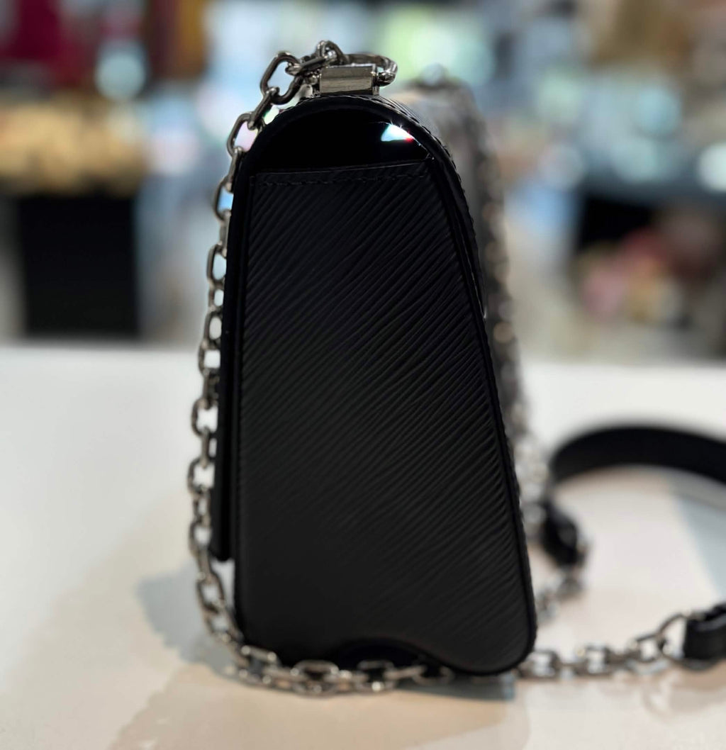 LOUIS VUITTON EPI LEATHER TWIST MM CHAIN BAG