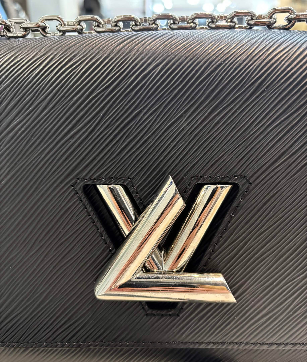 LOUIS VUITTON EPI LEATHER TWIST MM CHAIN BAG