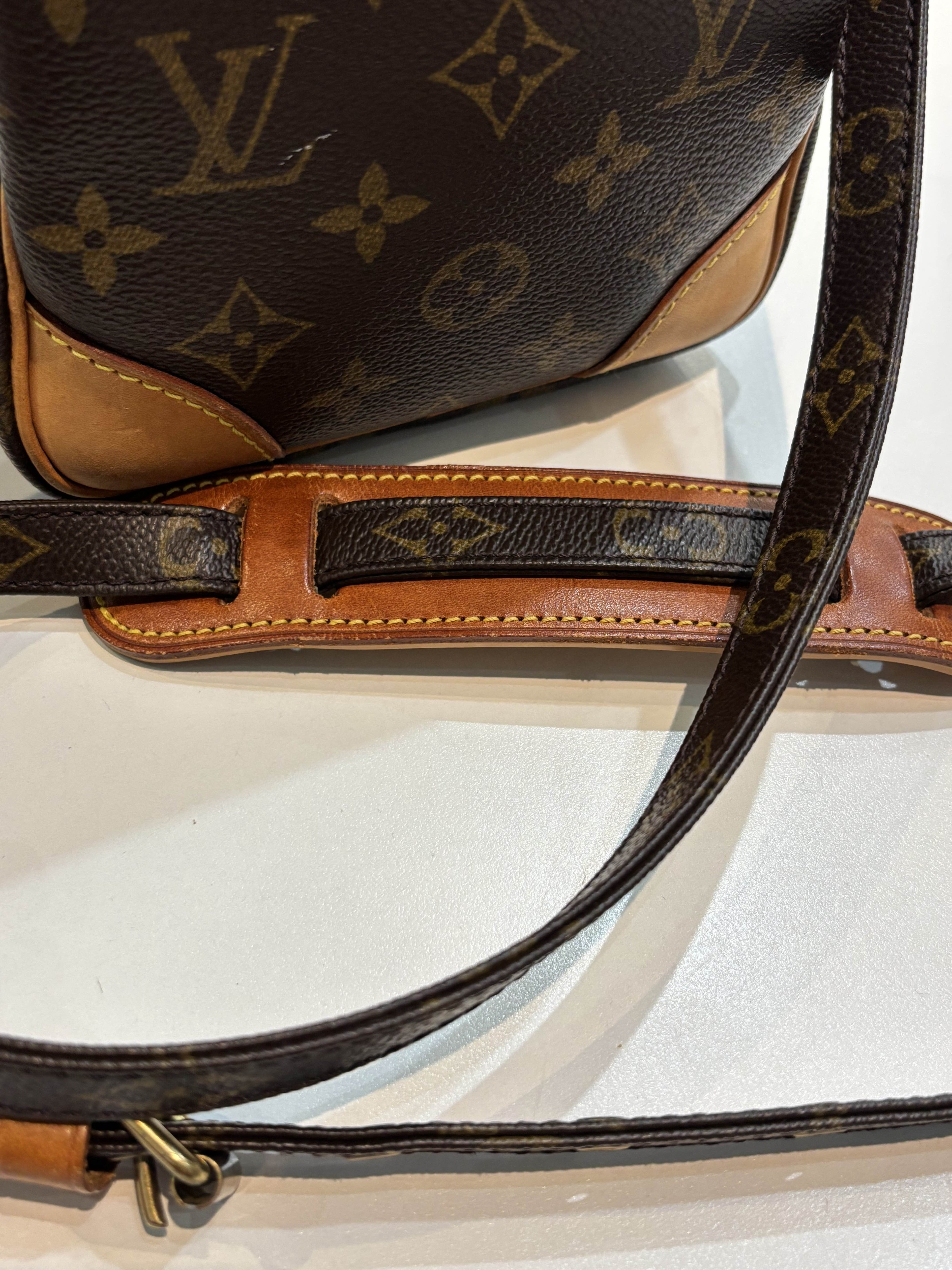 LOUIS VUITTON MONOGRAM AMAZONE VINTAGE PM BAG