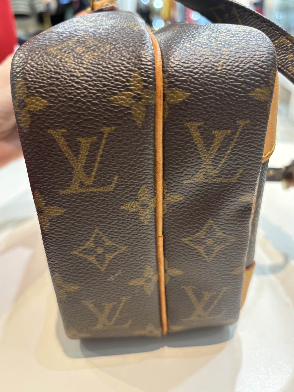 LOUIS VUITTON MONOGRAM AMAZONE VINTAGE PM BAG