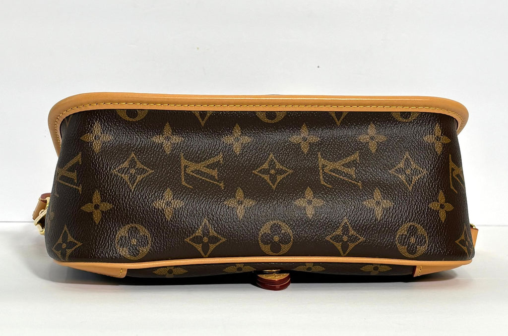 LOUIS VUITTON MONOGRAM DIANE CROSSBODY BAG