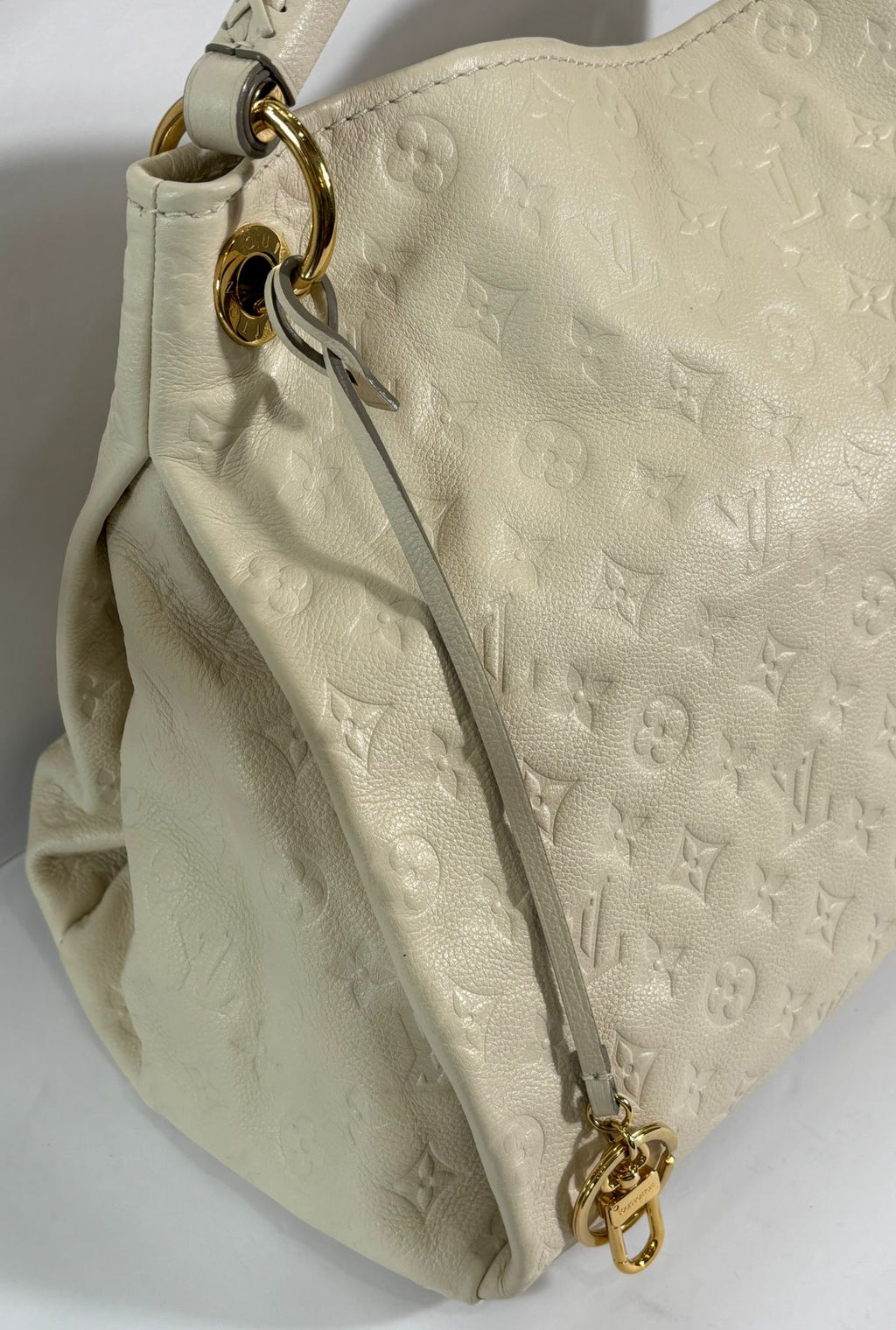 LOUIS VUITTON MONOGRAM EMPREINTE NEIGE ARTSY MM BAG