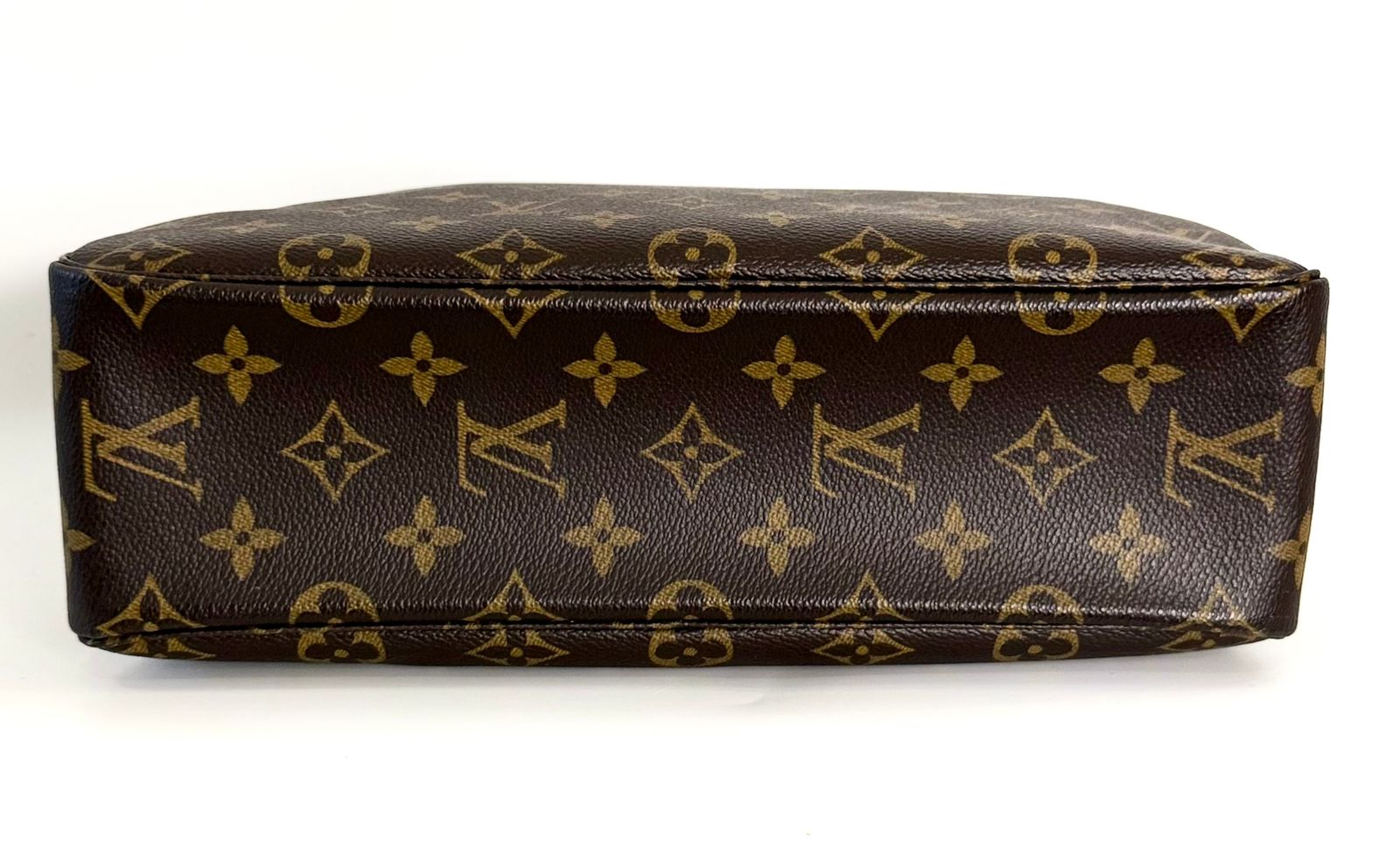 LOUIS VUITTON MONOGRAM TROUSSE TOILETTE 28 GM POUCH