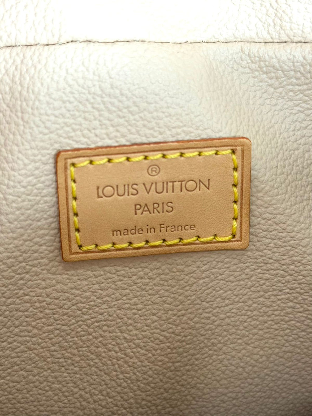 LOUIS VUITTON MONOGRAM TROUSSE TOILETTE 28 GM POUCH