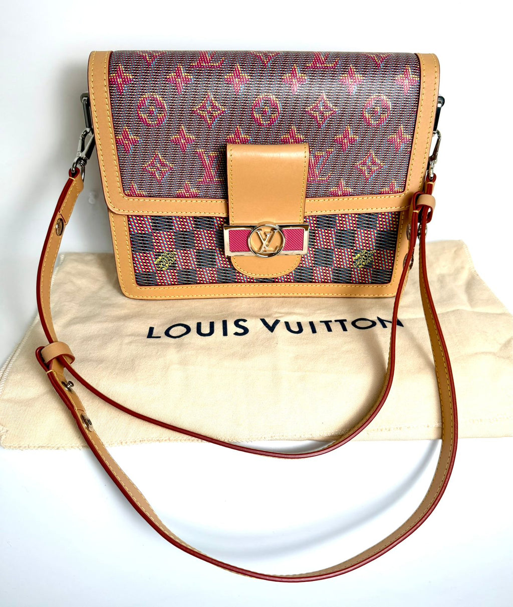 LOUIS VUITTON MONOGRAM LV DAUPHINE MM SHOULDER BAG