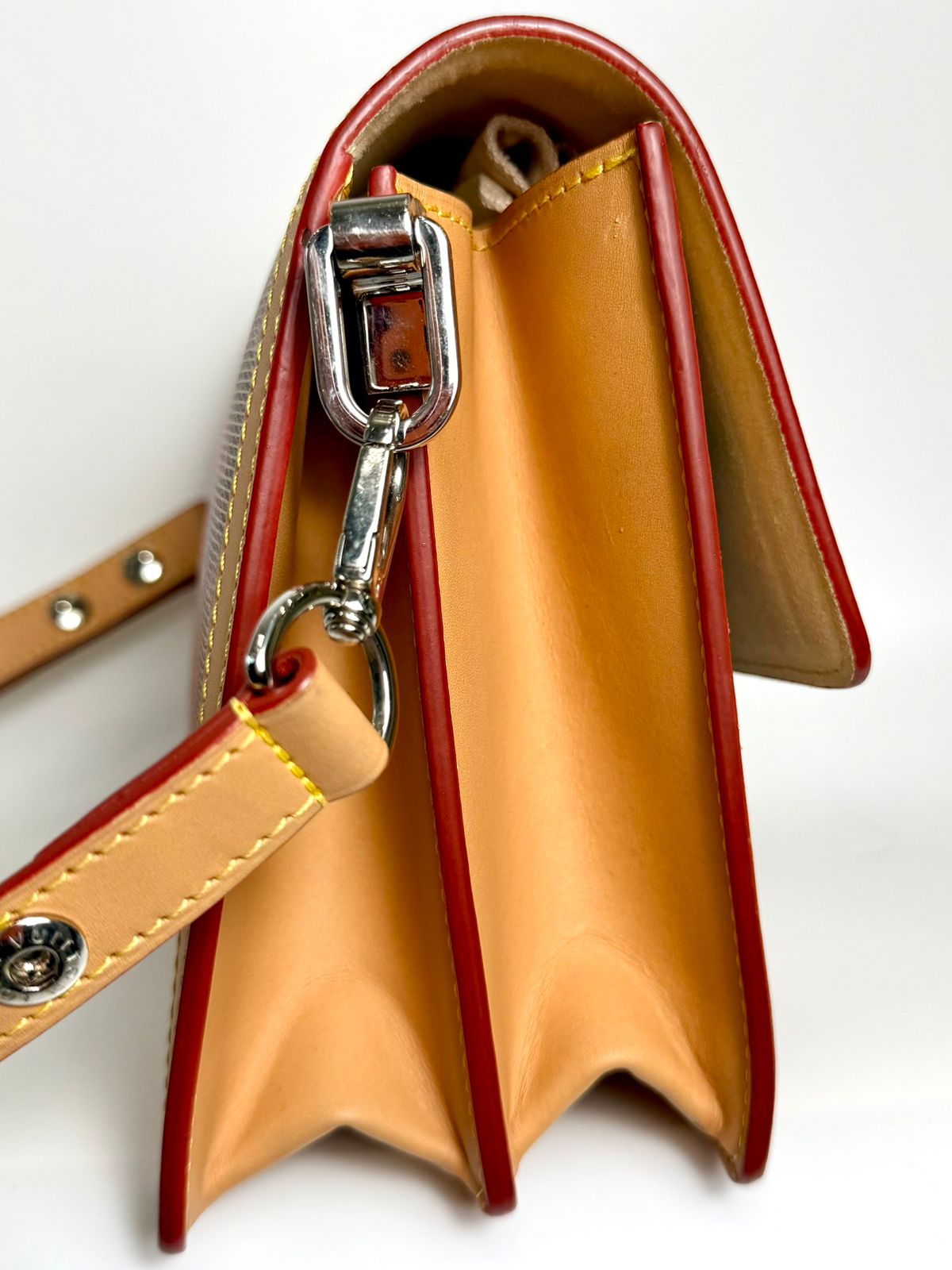 LOUIS VUITTON MONOGRAM LV DAUPHINE MM SHOULDER BAG