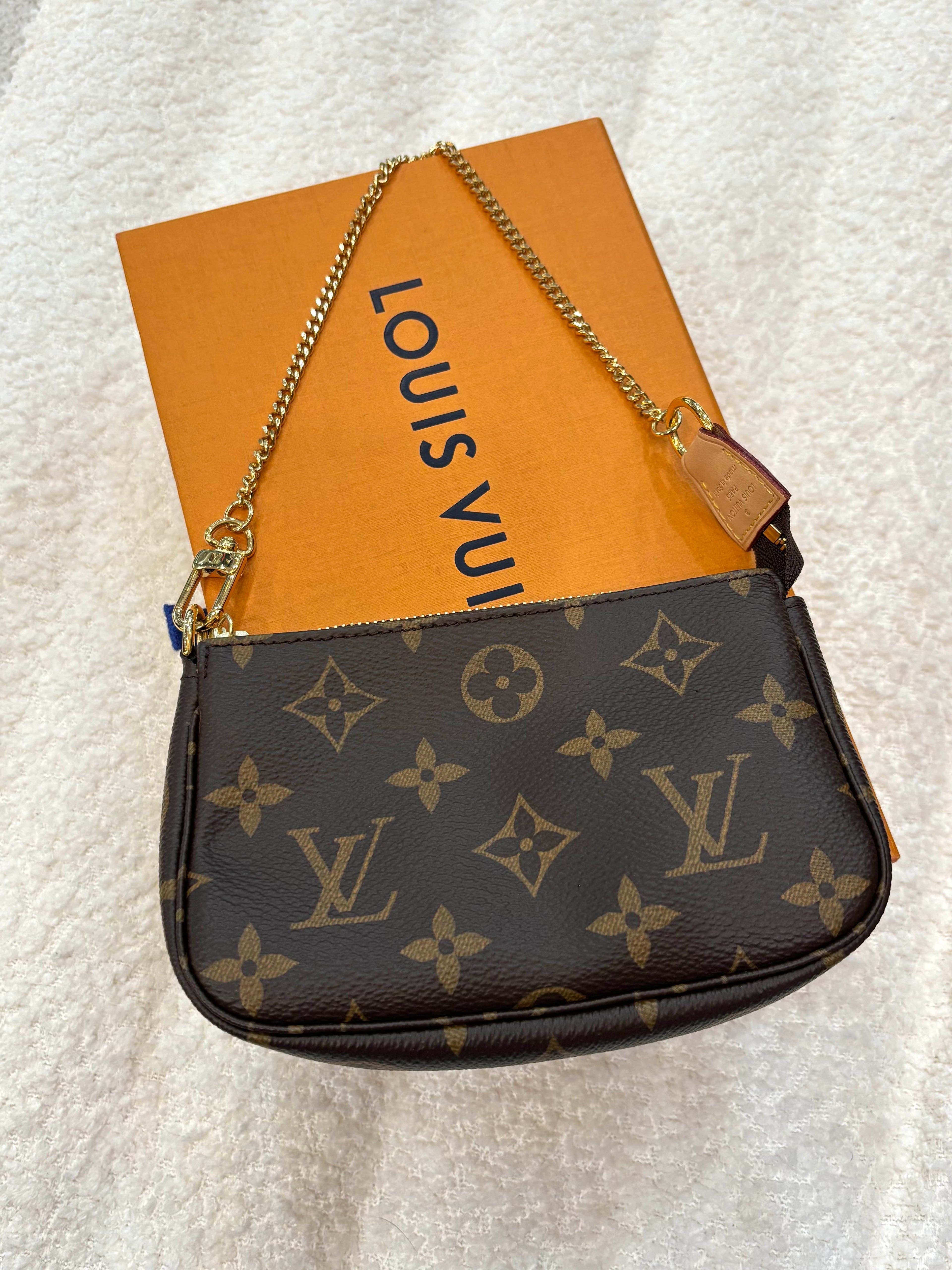 LOUIS VUITTON MONOGRAM MINI POCHETTE