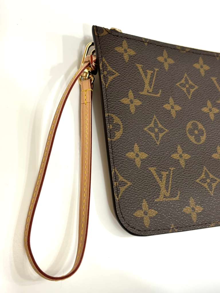 LOUIS VUITTON MONOGRAM NEVERFULL POCHETTE