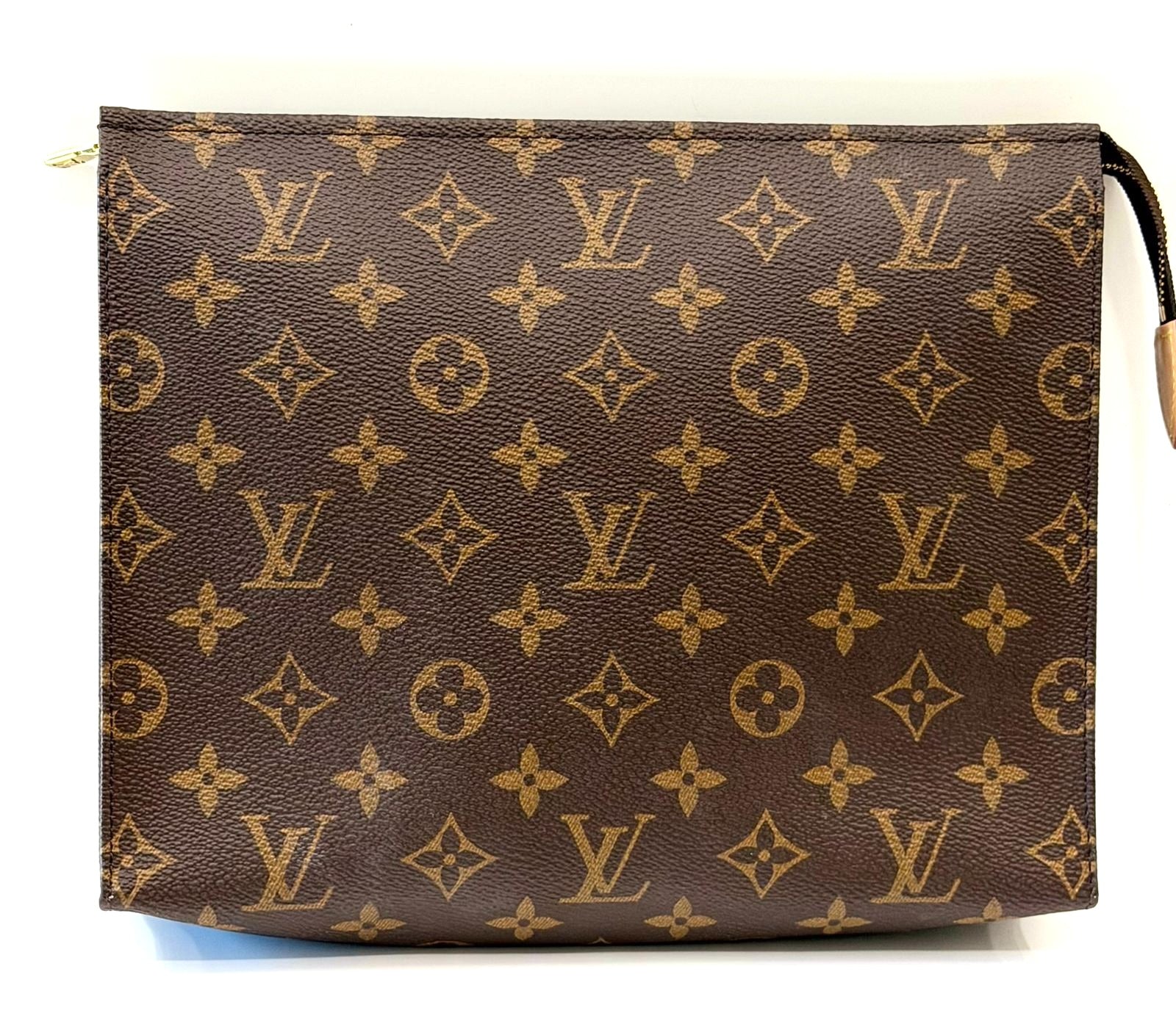 LOUIS VUITTON MONOGRAM TOILETRY POUCH GM
