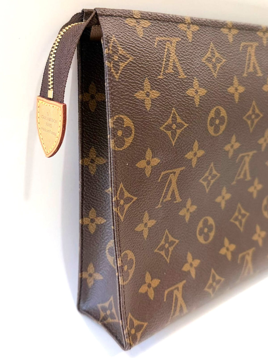 LOUIS VUITTON MONOGRAM TOILETRY POUCH GM
