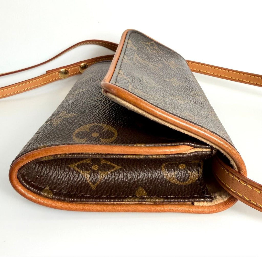 LOUIS VUITTON MONOGRAM TWIN PM POCHETTE