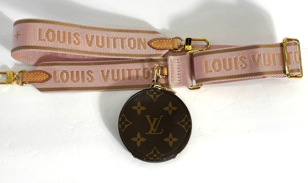 LOUIS VUITTON MULTI POCHETTE