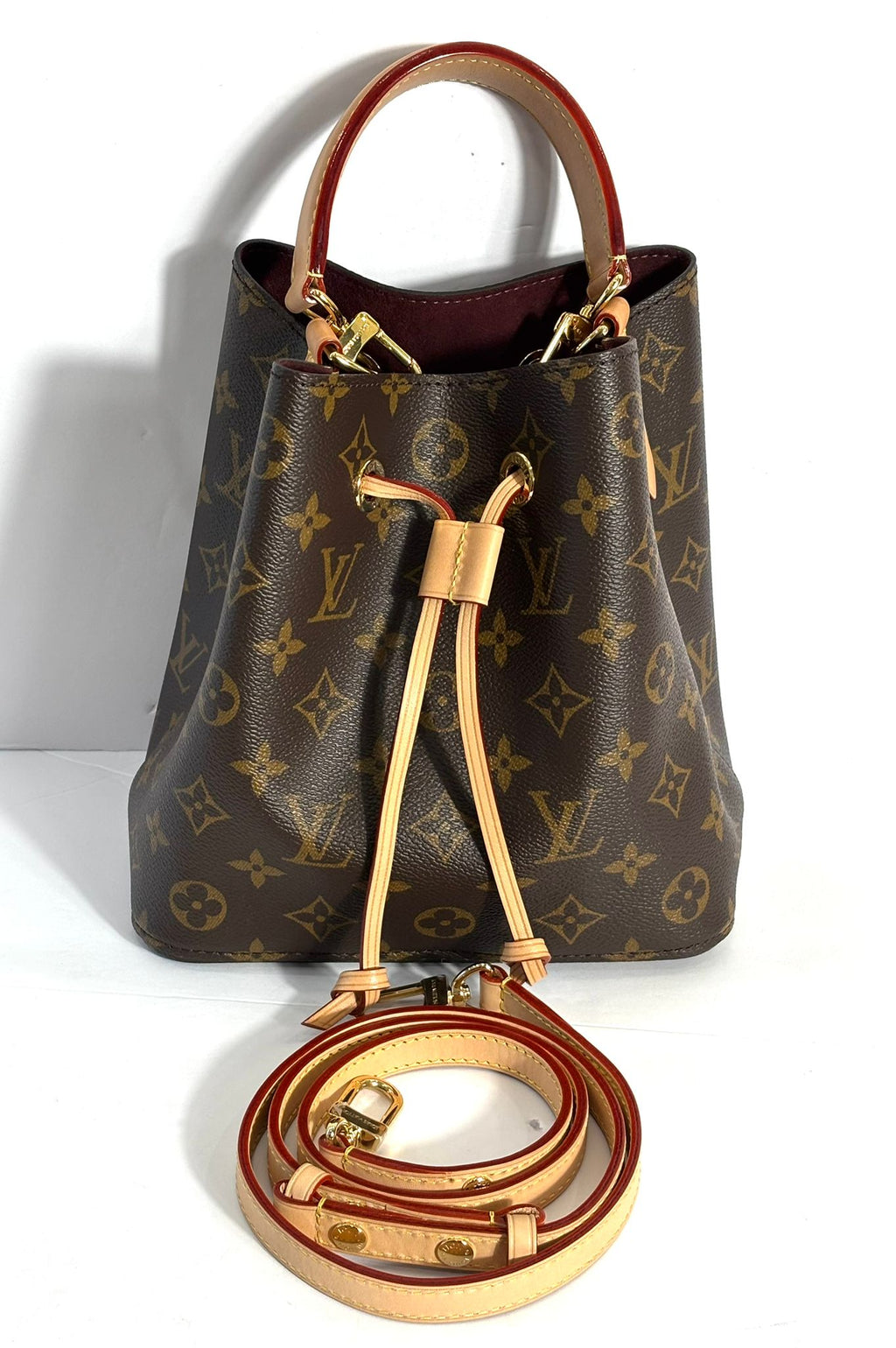 LOUIS VUITTON NEONOE BB MONOGRAM HANDBAG