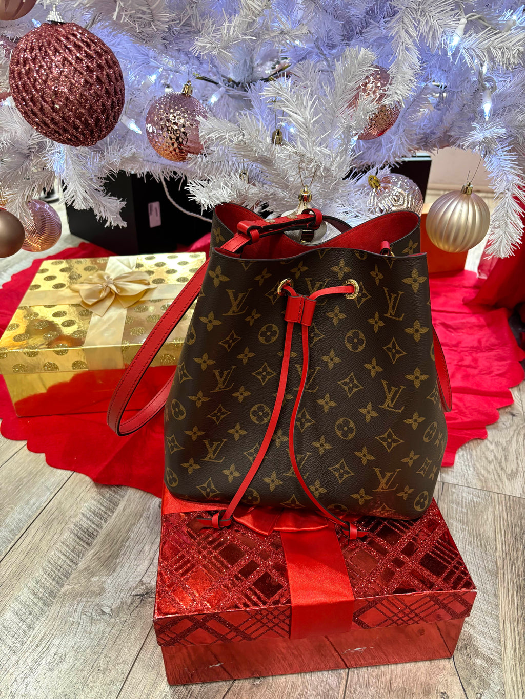 LOUIS VUITTON MONOGRAM NÉONOÉ BAG