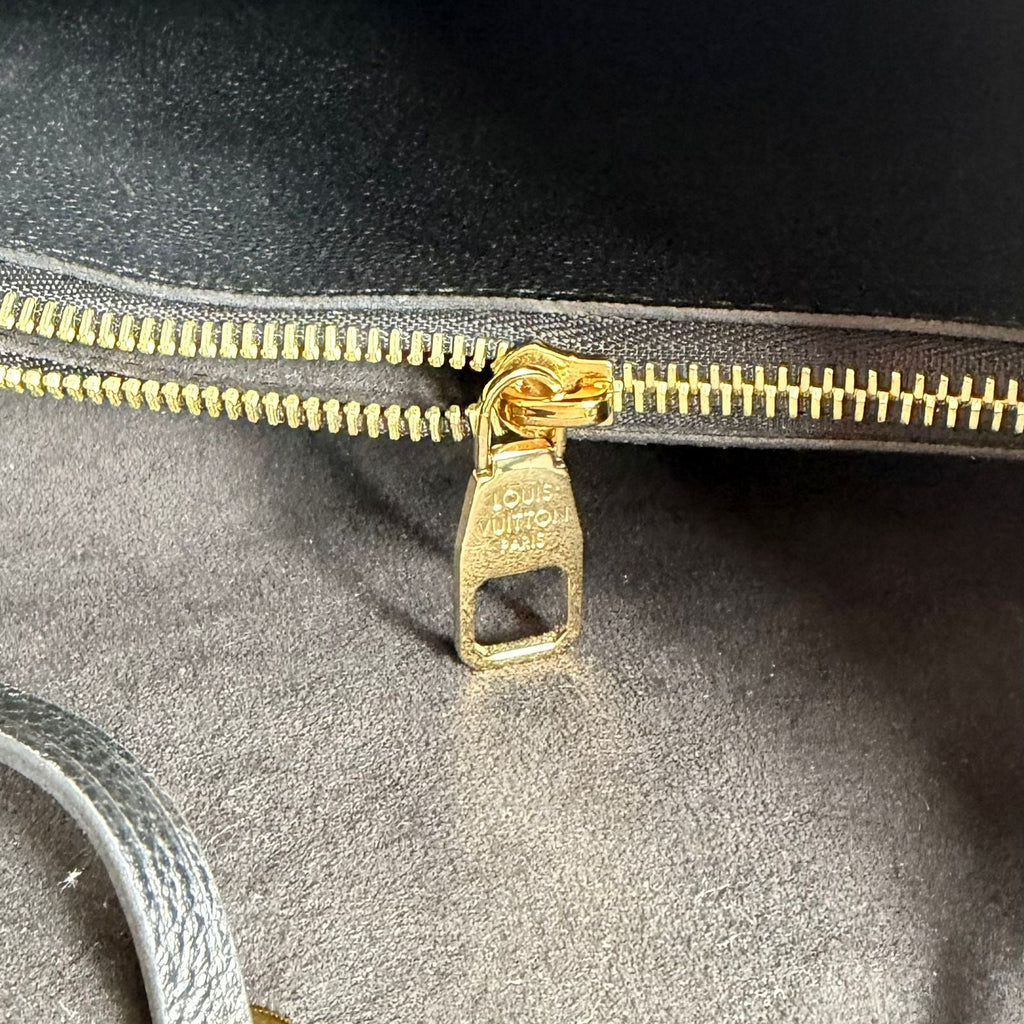LOUIS VUITTON NEONOE MM MONOGRAM EMPREINTE LEATHER HANDBAG