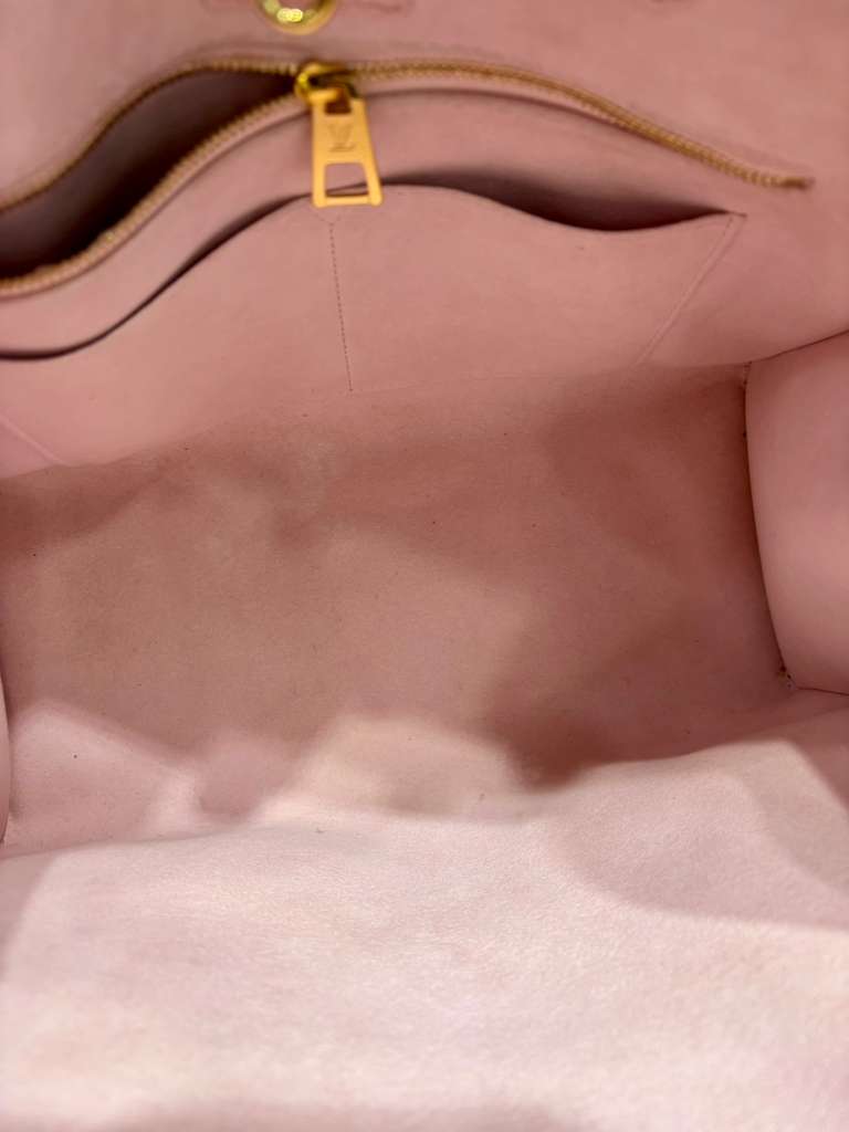 LOUIS VUITTON ONTHEGO MM BY THE POOL EMPREINTE TOTE BAG