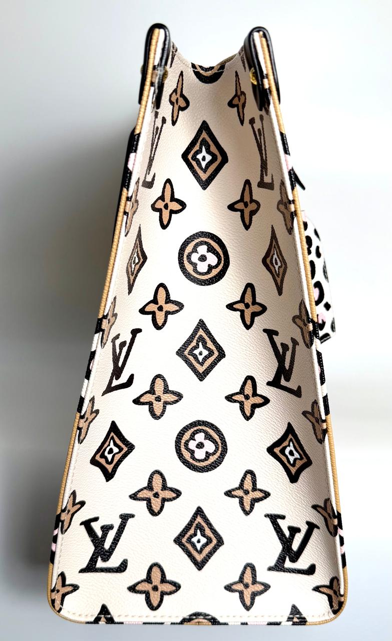 LV MONOGRAM GIANT WILD AT HEART ONTHEGO GM TOTE BAG